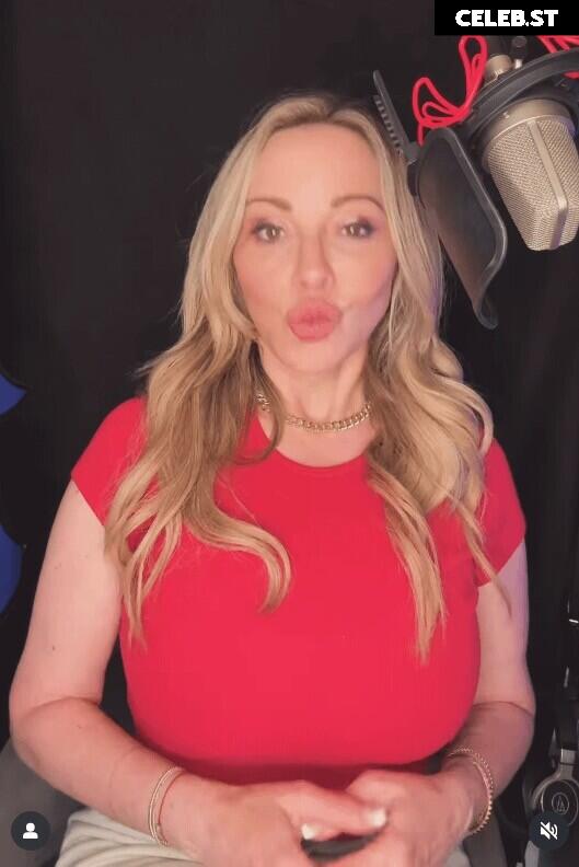 Tara Strong Image 22959585