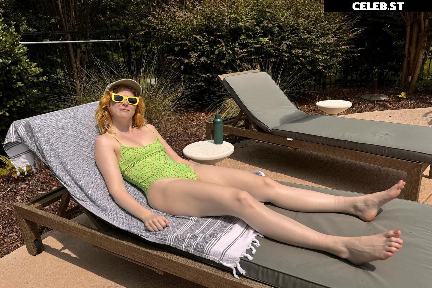 Molly Quinn Image 22959382