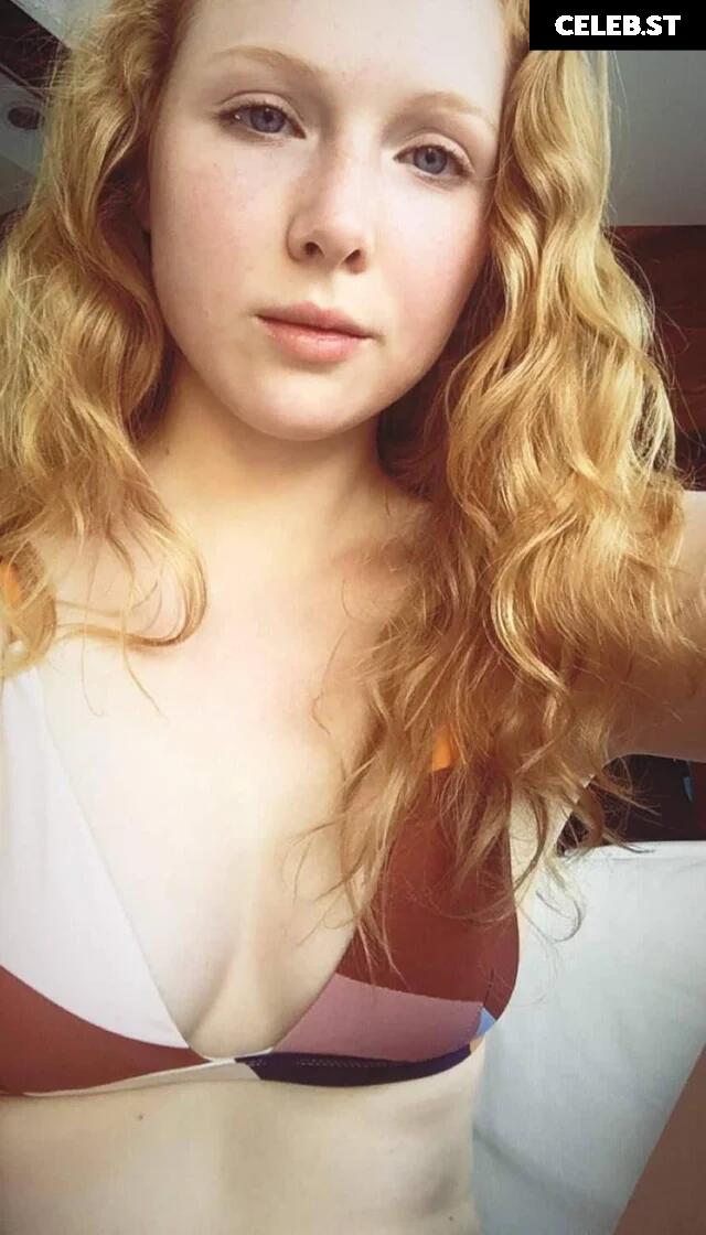 Molly Quinn Image 22959333