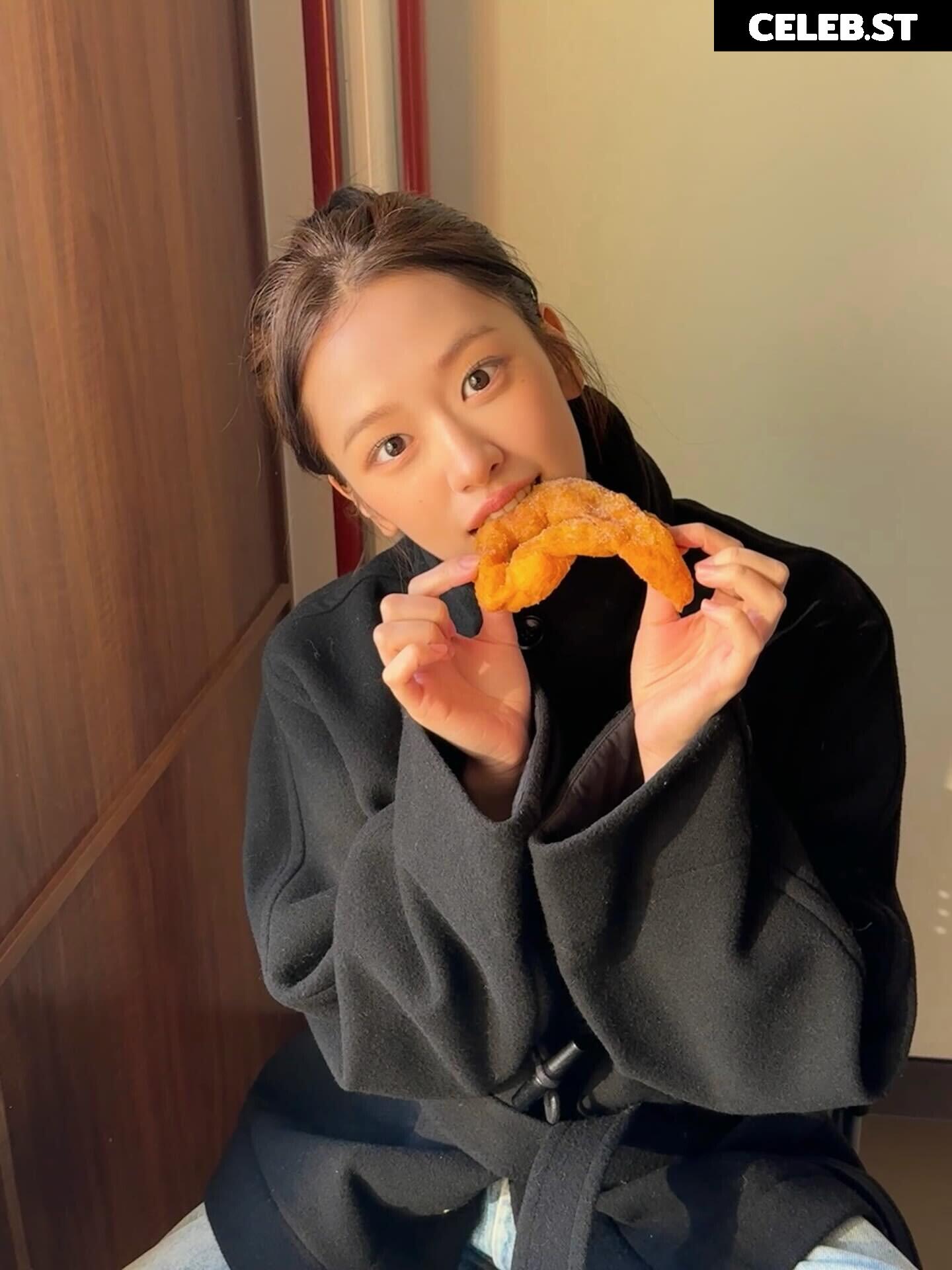 An Yujin 안유진 | (An) IVE Image 22959253