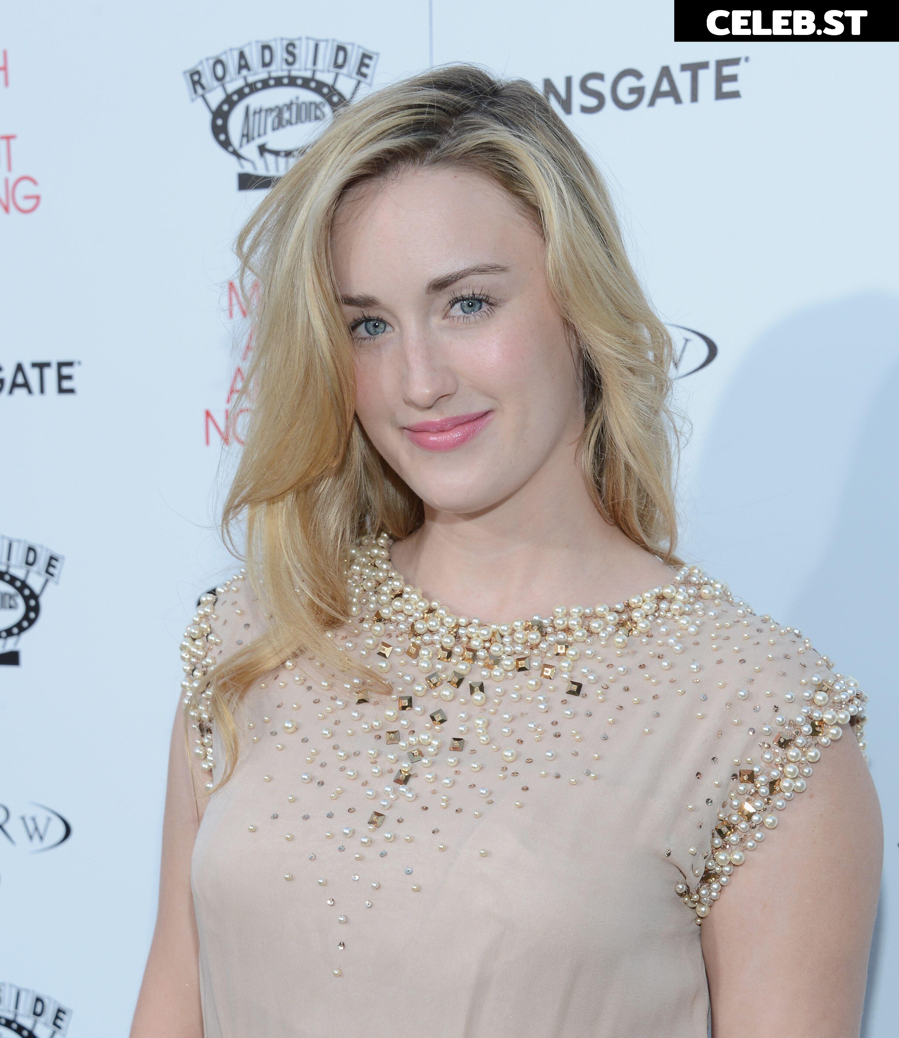 Ashley Johnson Image 22961168