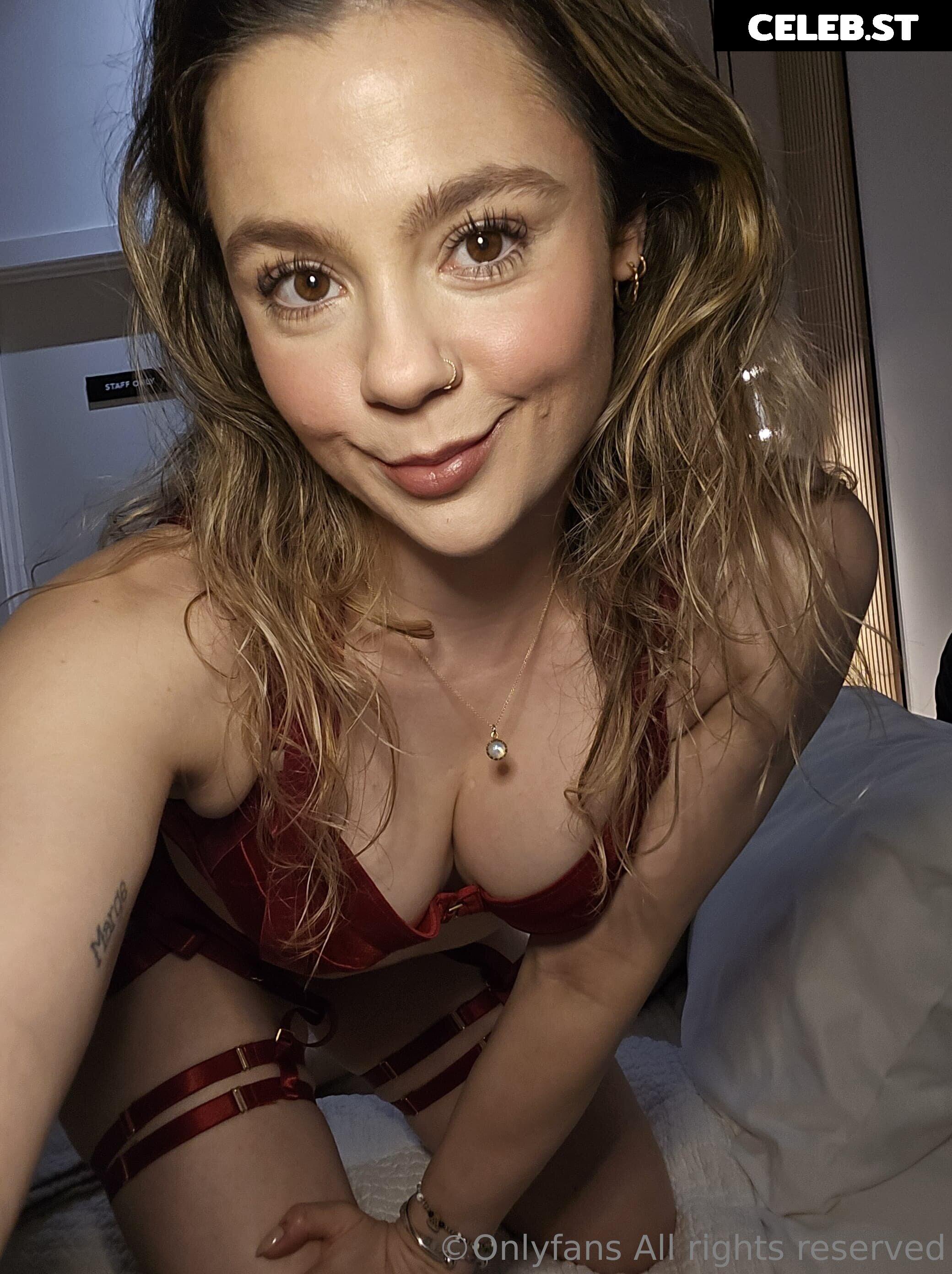 Megartron / Megan Prescott - former Skins actress (Katie finch) Image 22962024