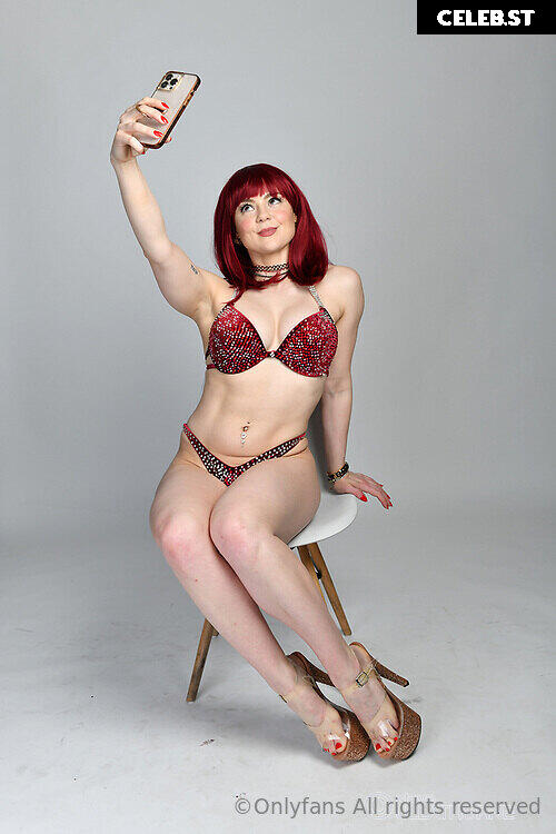 Megartron / Megan Prescott - former Skins actress (Katie finch) Image 22962014