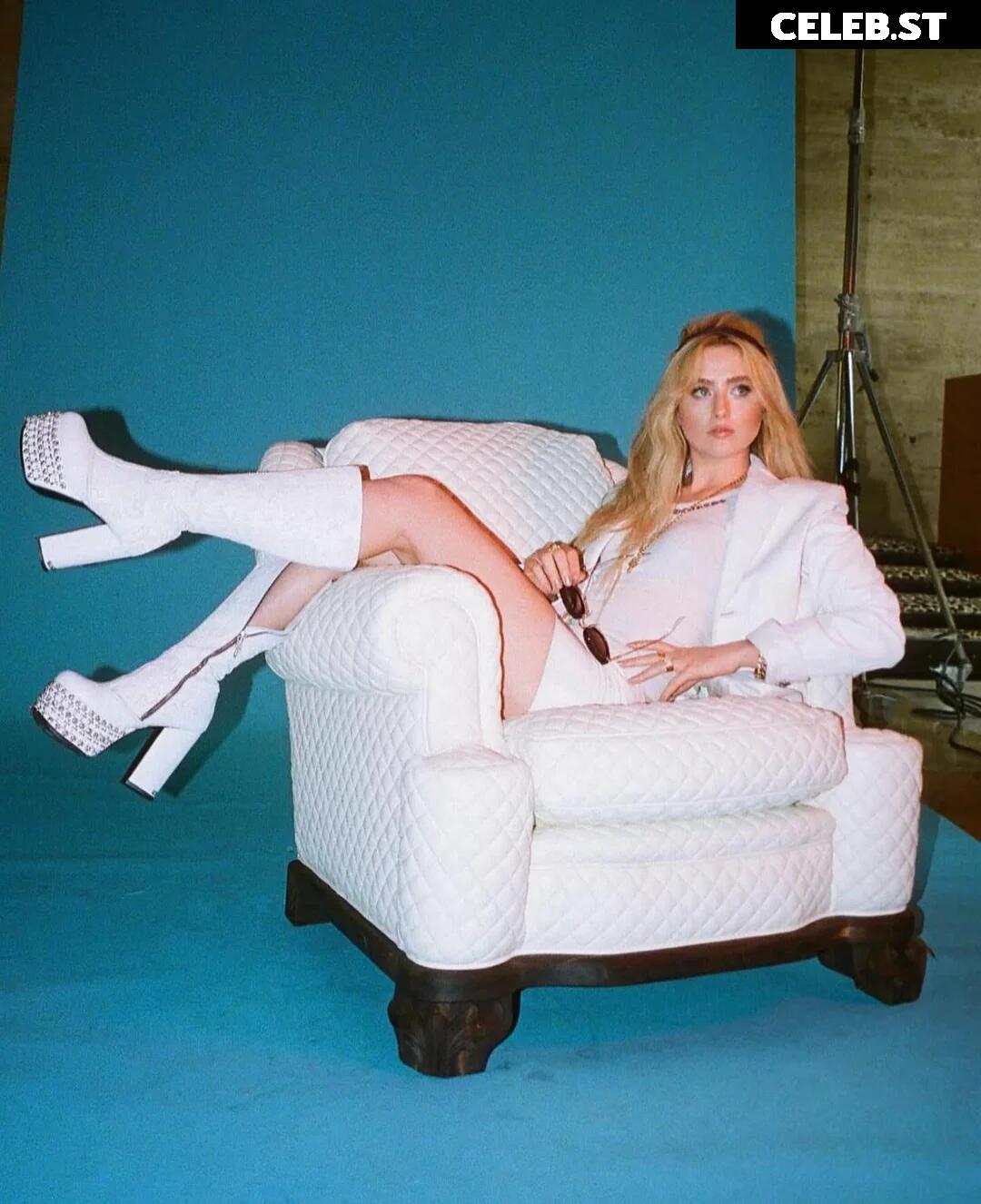Kathryn Newton Image 22948953