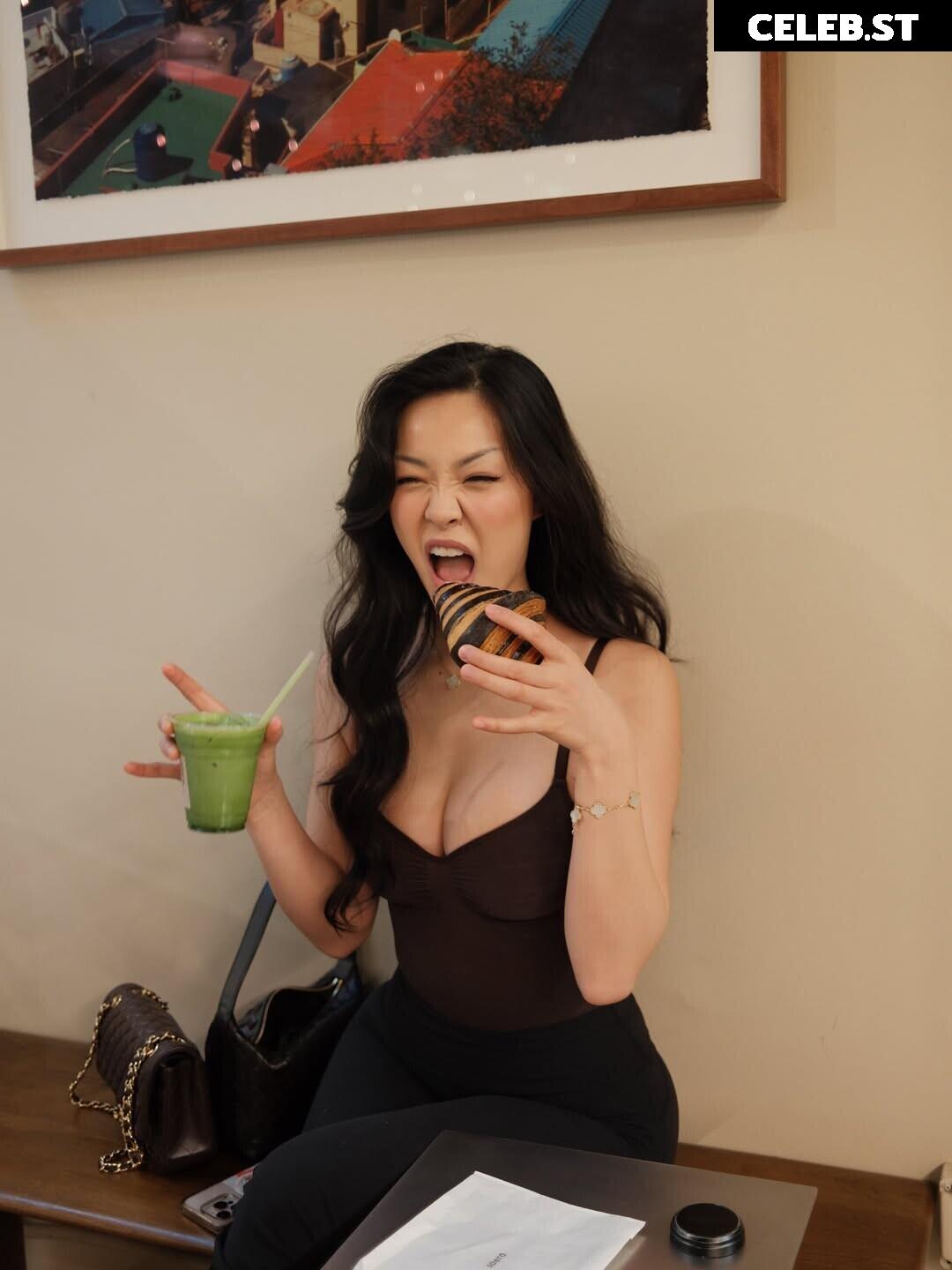 Kathryynn / Kathryn Tan Image 22944104