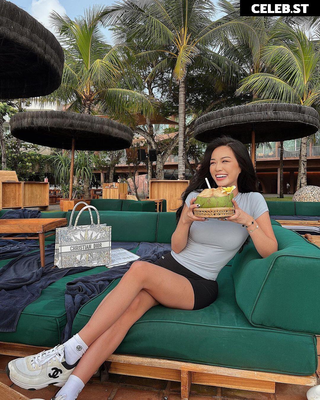 Kathryynn / Kathryn Tan Image 22944048