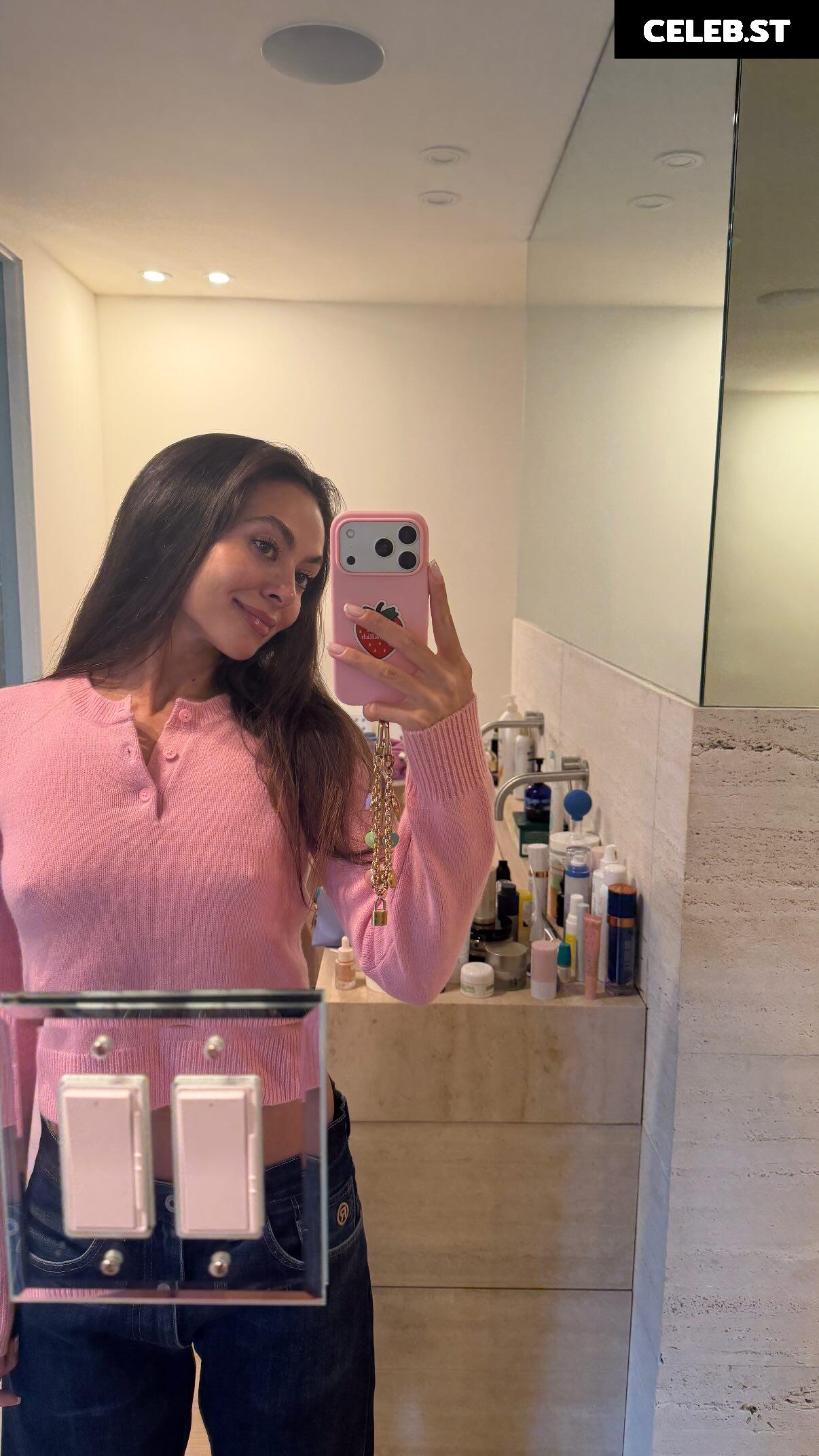 Emily Oberg / emilyoberg Image 22941181