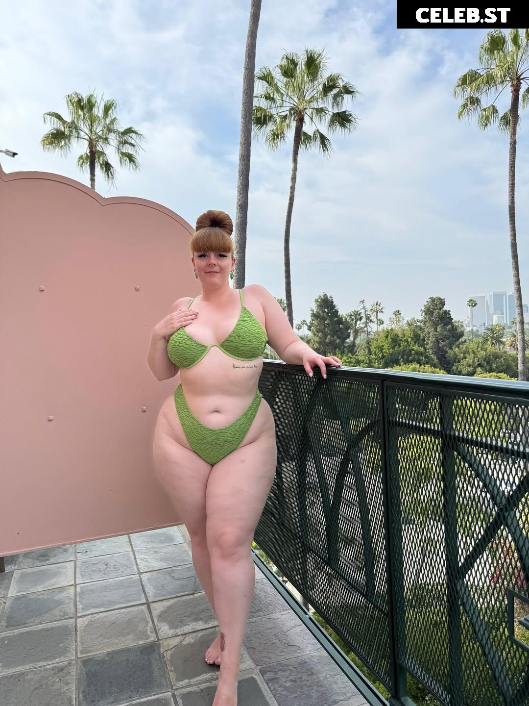 nlhfit / Nicole Herring Image 22943349