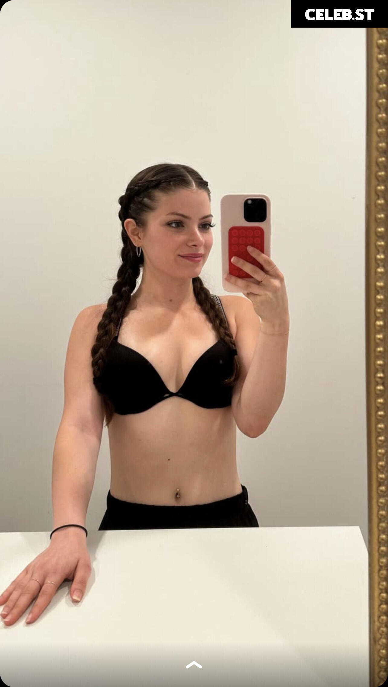 Gianna Christine Image 22942416