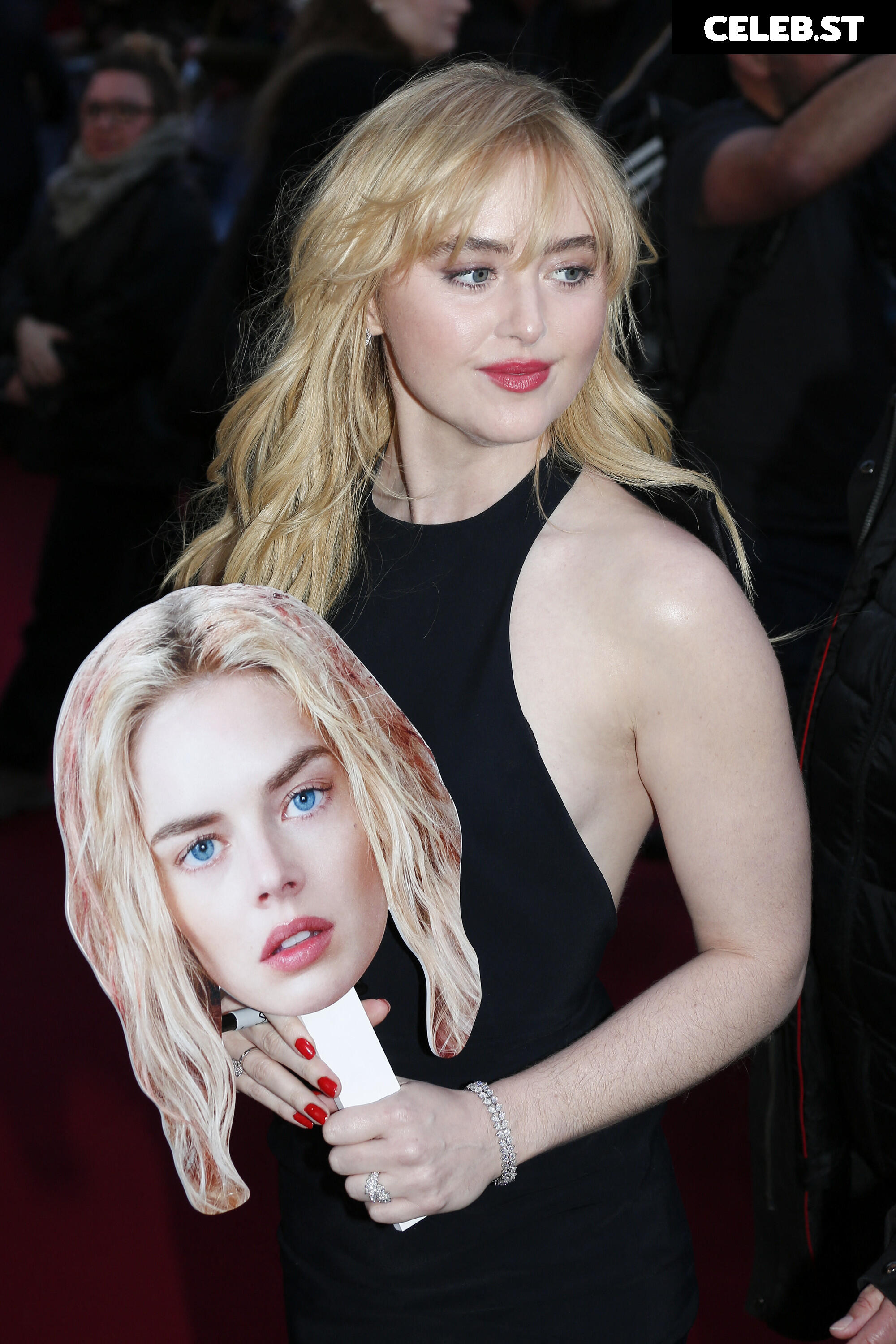 Kathryn Newton Image 22949729