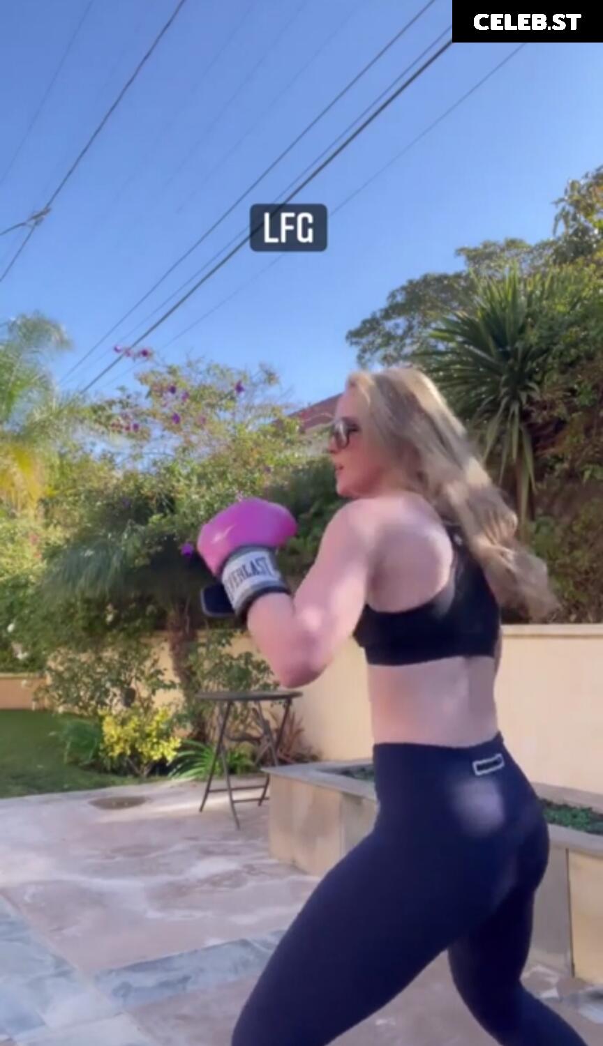 Kathryn Newton Image 22949158