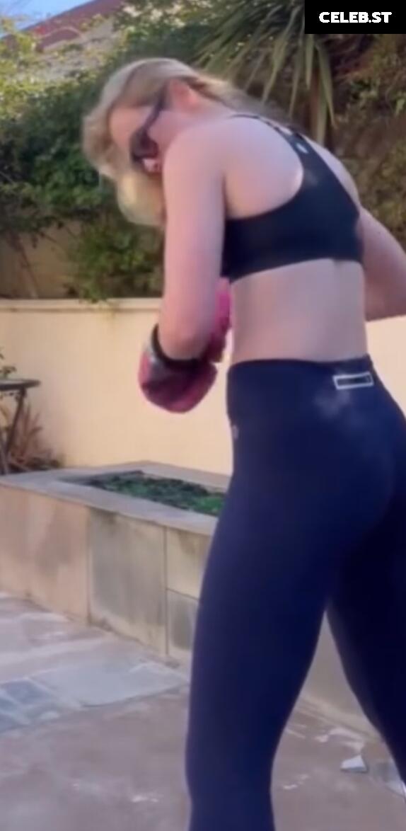 Kathryn Newton Image 22949171