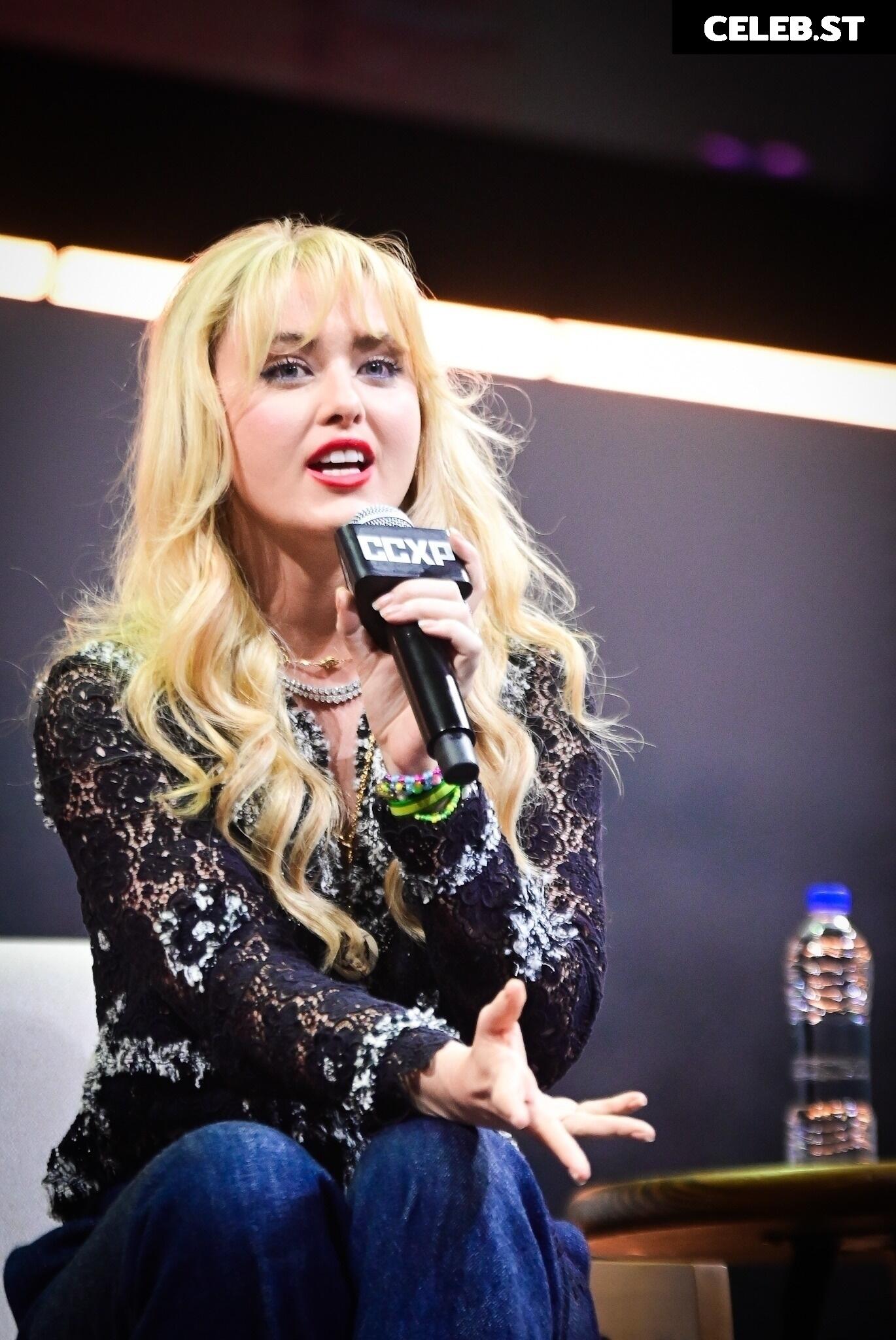 Kathryn Newton Image 22949097