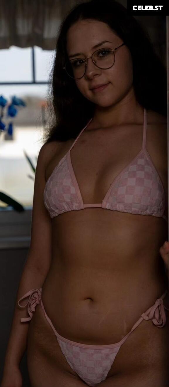 Its_me_melii Image 2293324