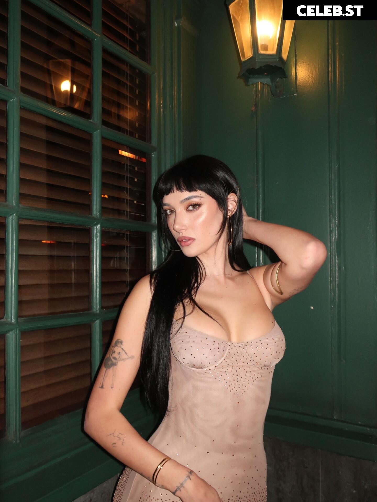 Olivia O'Brien Image 22998360