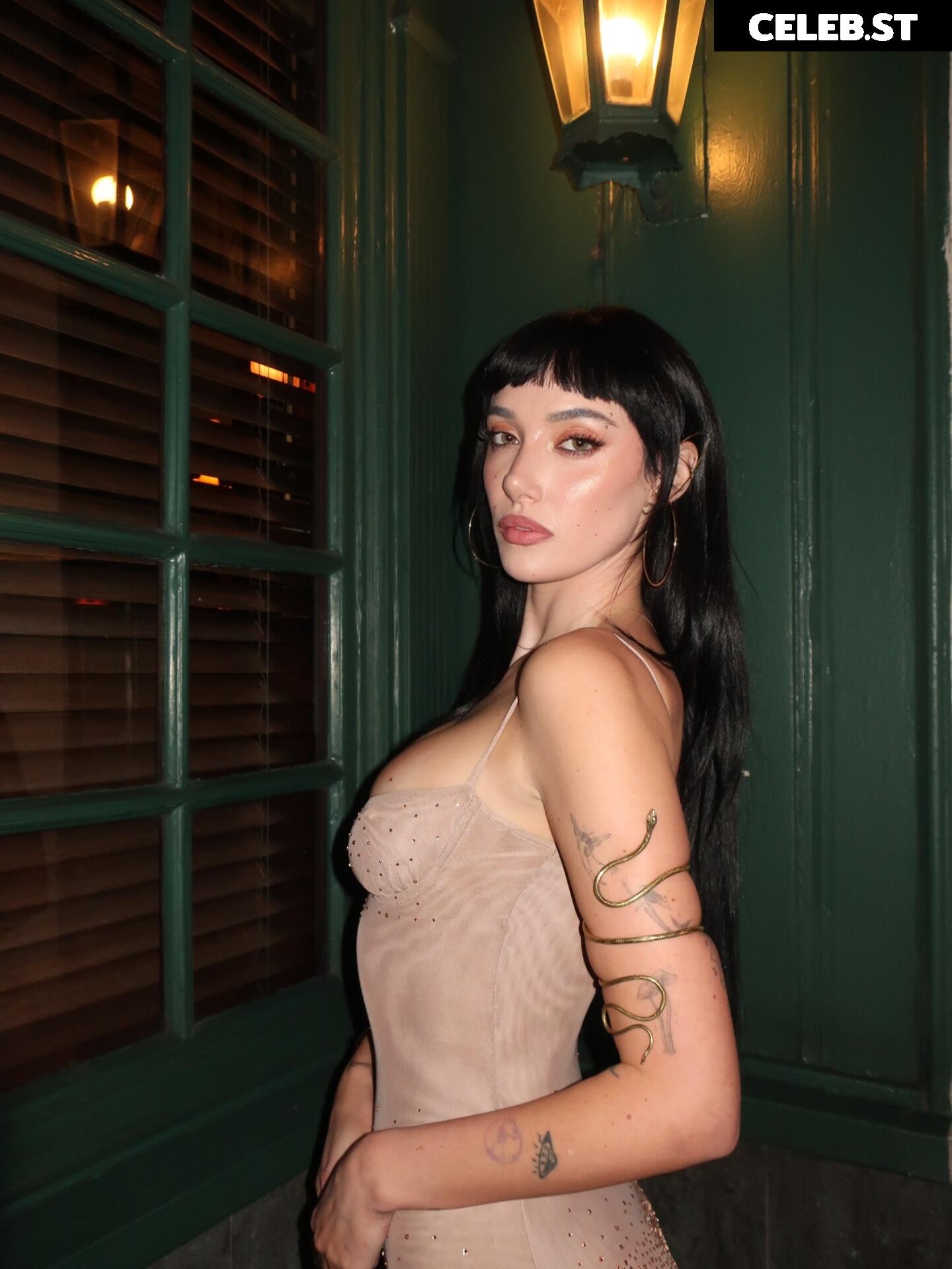 Olivia O'Brien Image 22998359