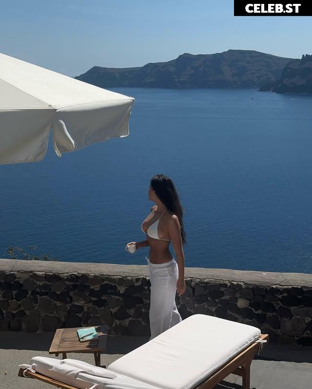 Fiona Barron Image 22995182
