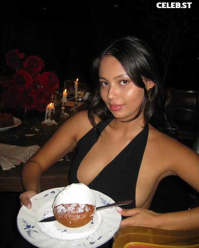 Fiona Barron Image 22995100