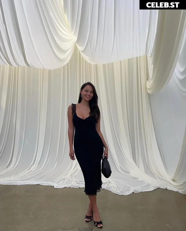 Fiona Barron Image 22995066
