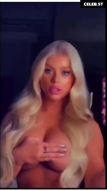 Kaylyn Slevin Image 22997786