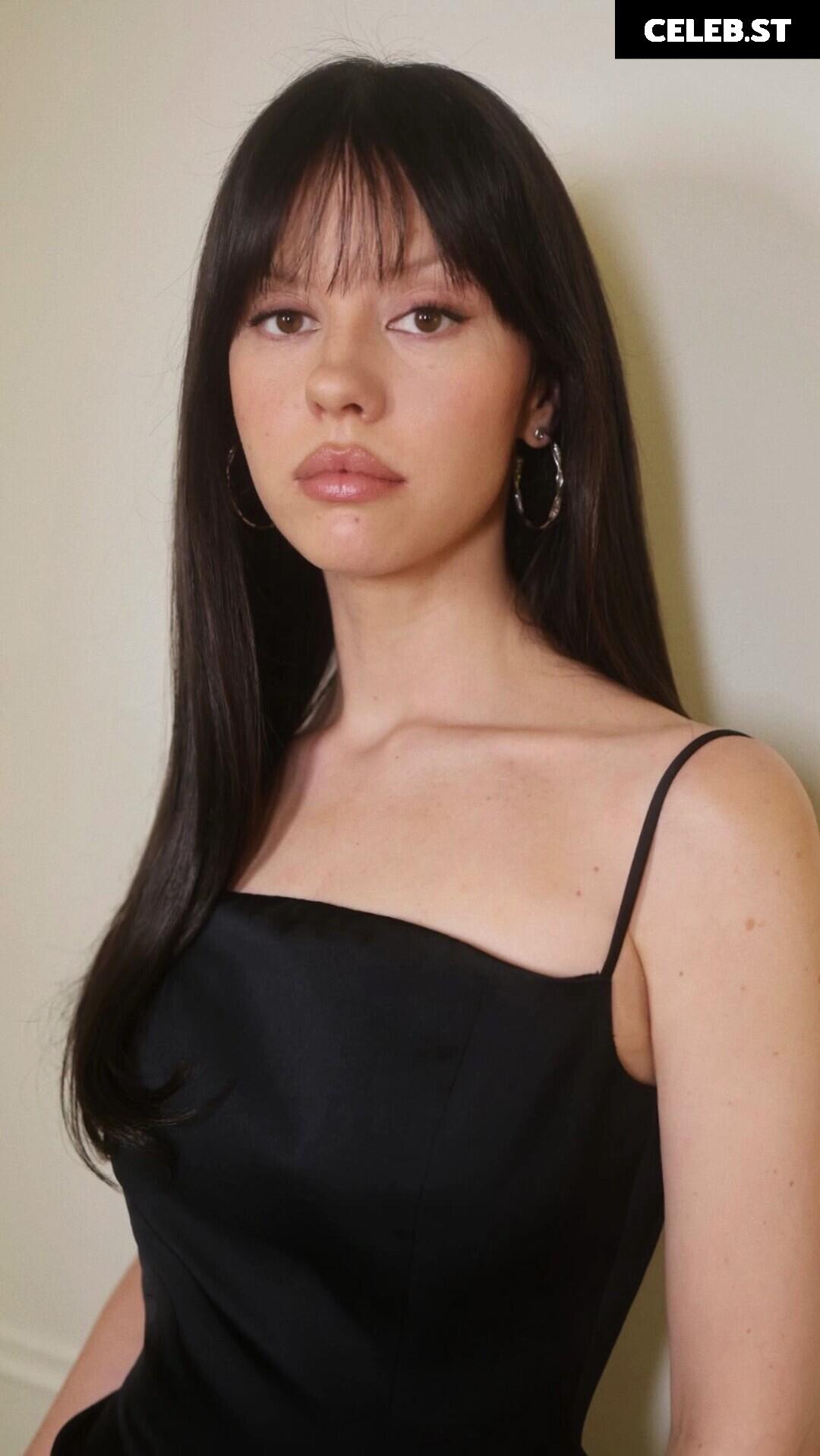 Mia Goth Image 22991601