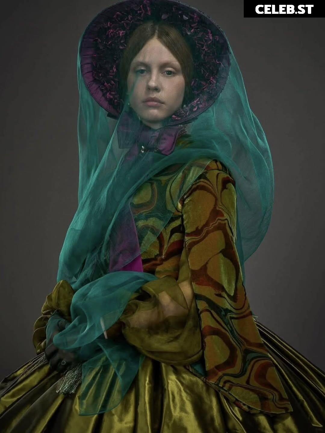 Mia Goth Image 22991645