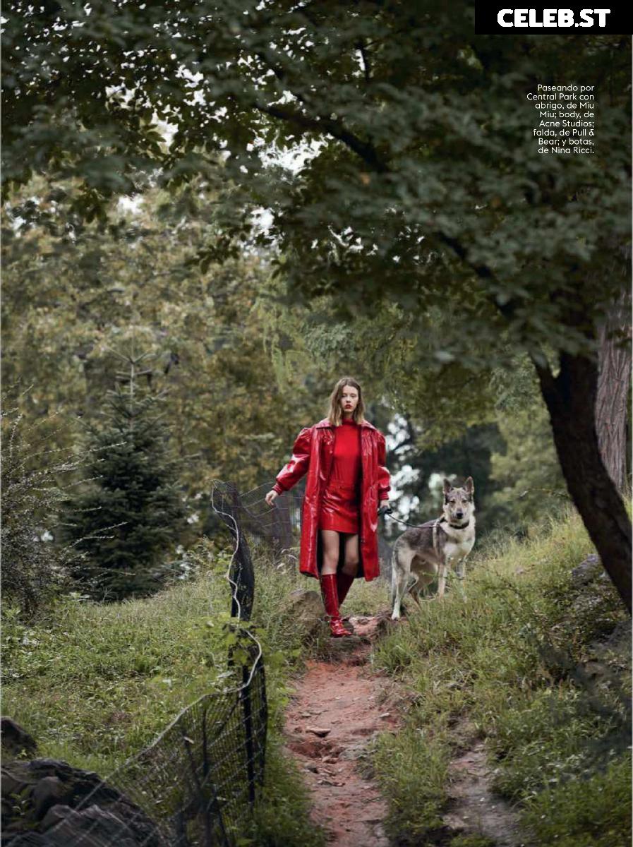 Mia Goth Image 22991164
