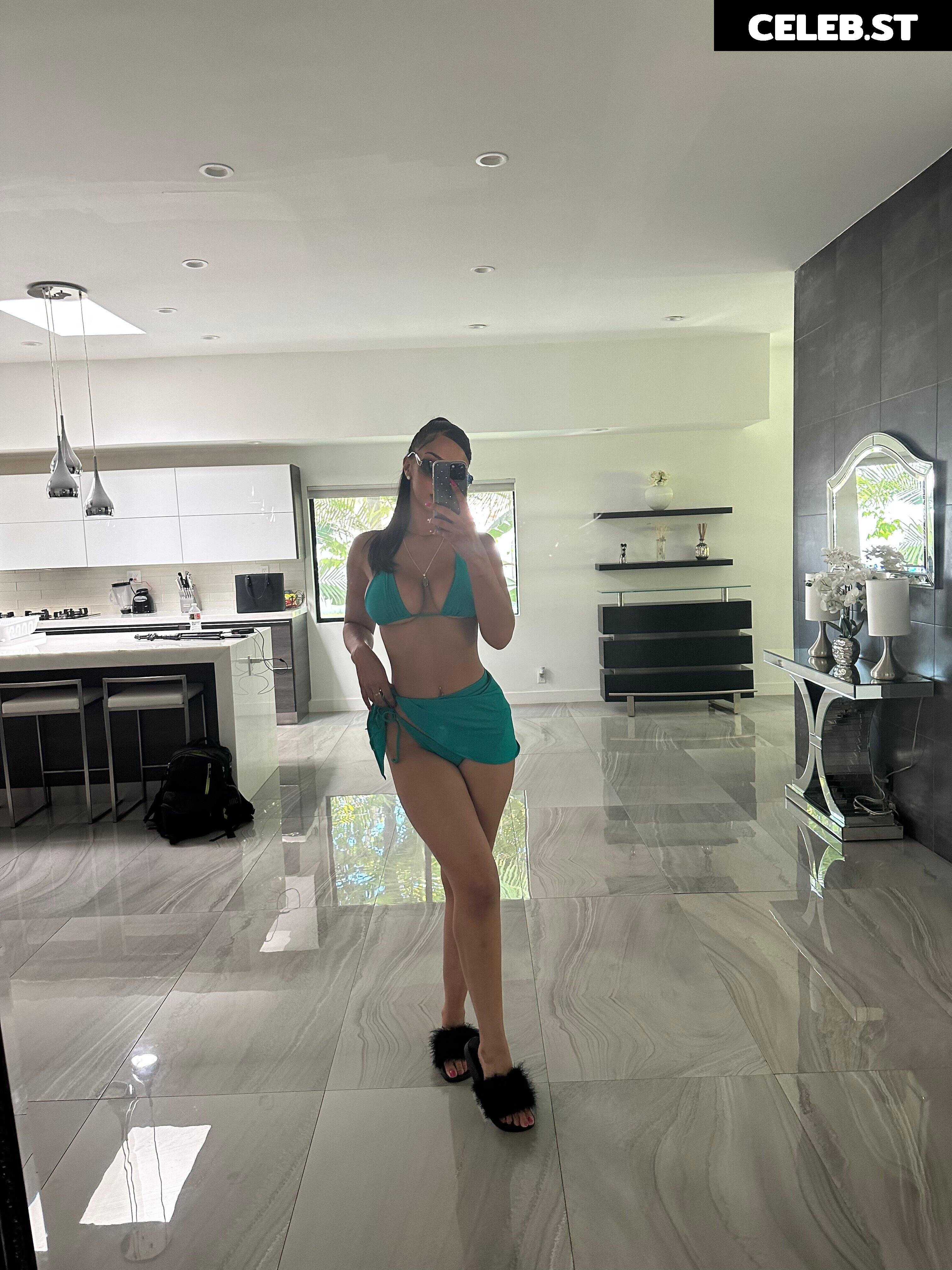 Kayla Vasquez (@ohlakay) Image 22992495