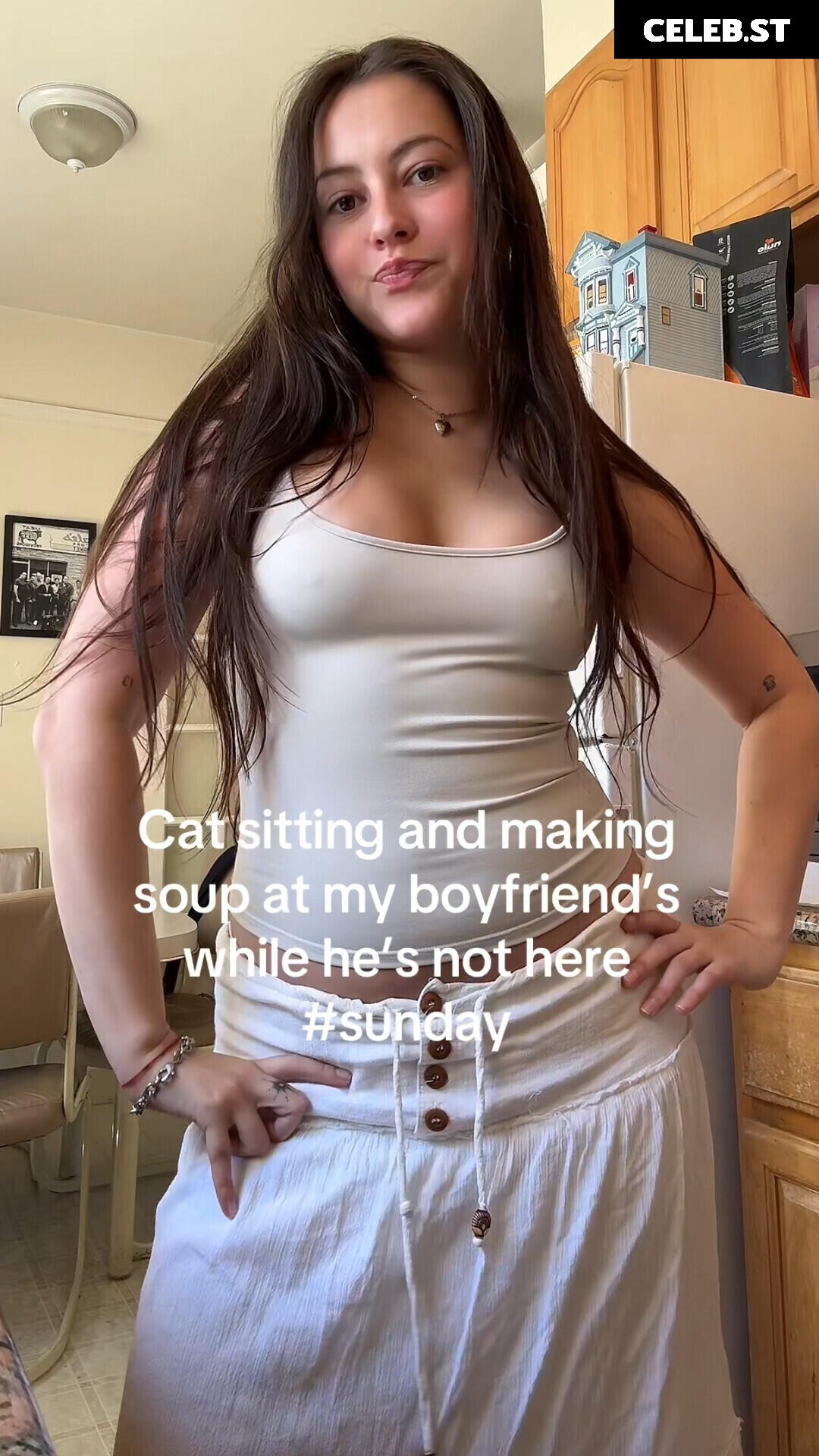 Claudia Perez Image 22992414