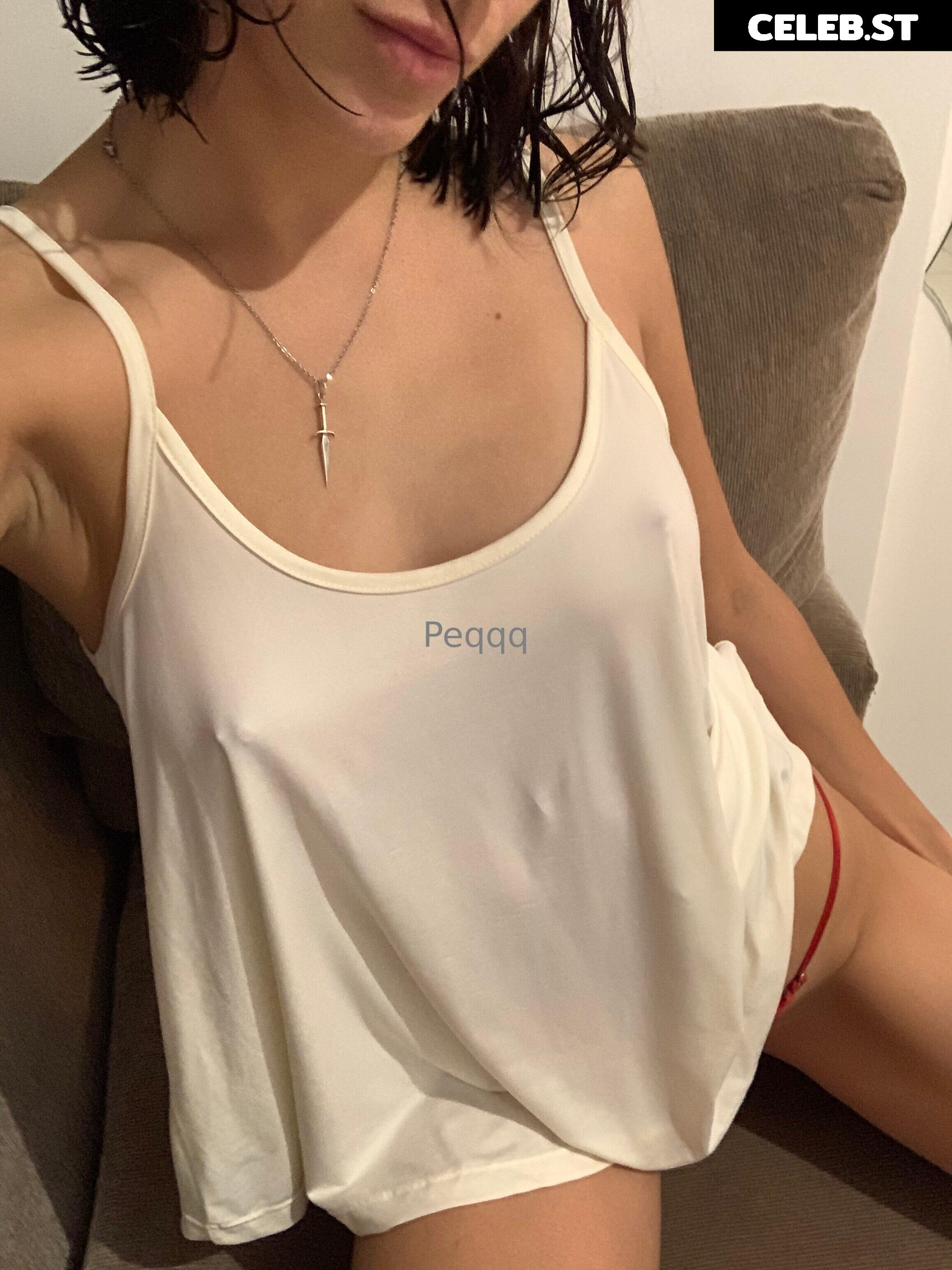 peqqq Image 22985700
