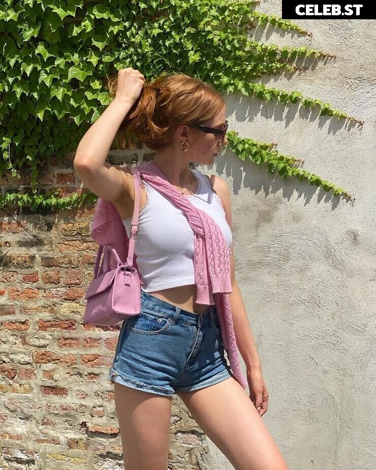 Madeline Ford (@madelineaford) Image 22858115