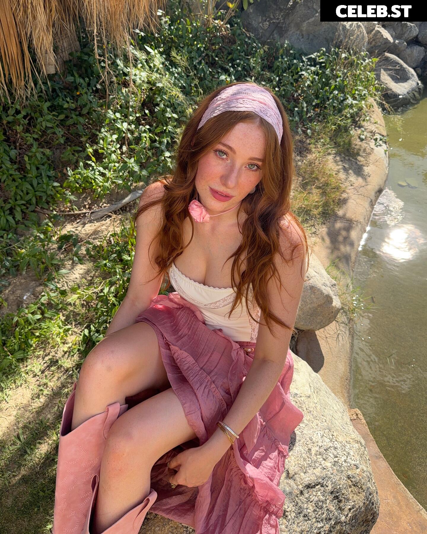Madeline Ford (@madelineaford) Image 22858280
