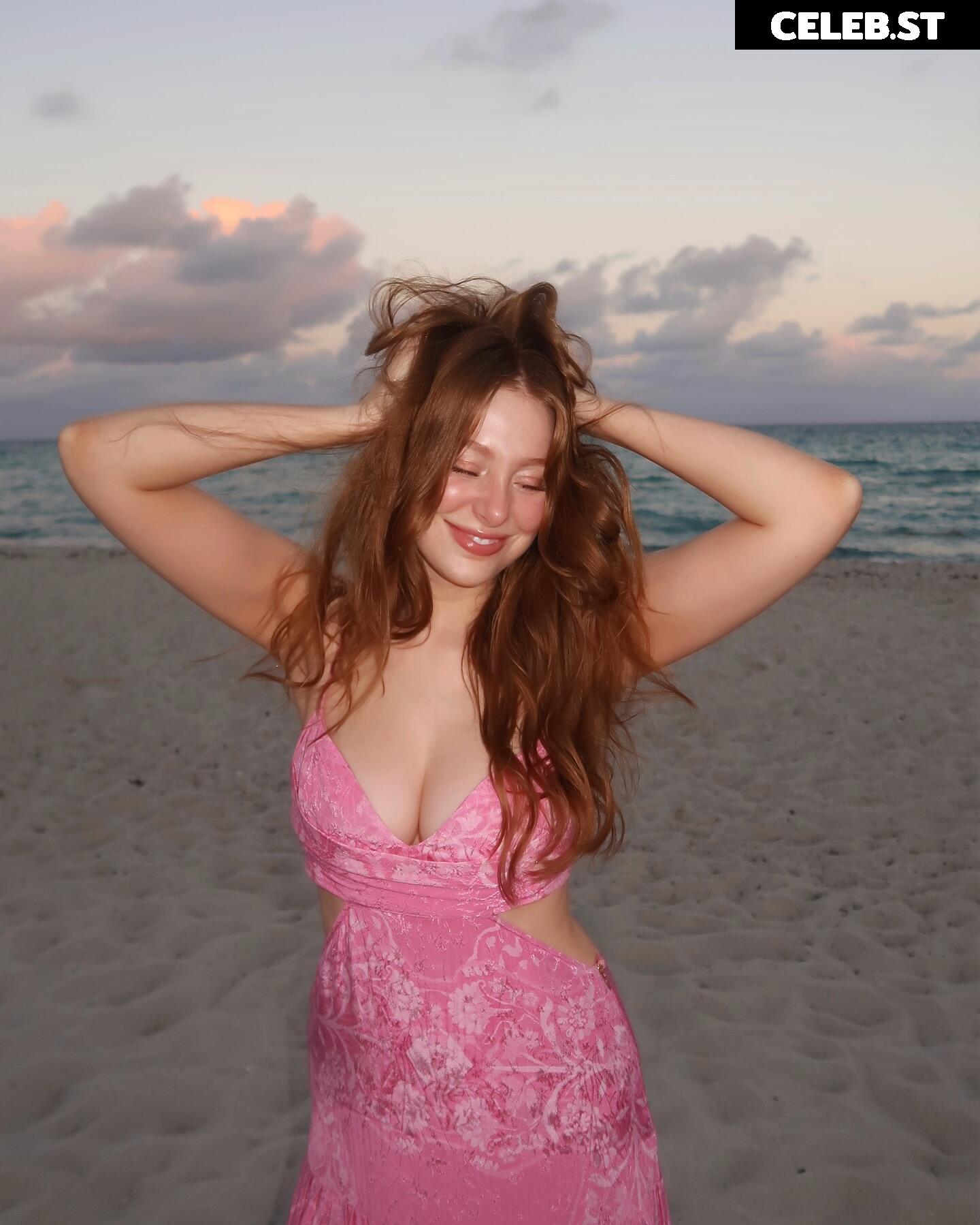 Madeline Ford (@madelineaford) Image 22858220