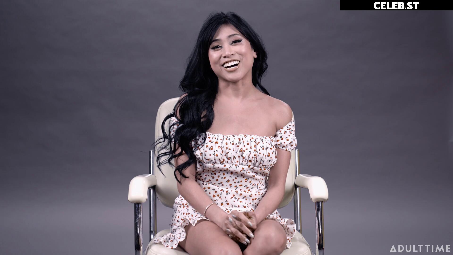 Ember Snow Image 22856145