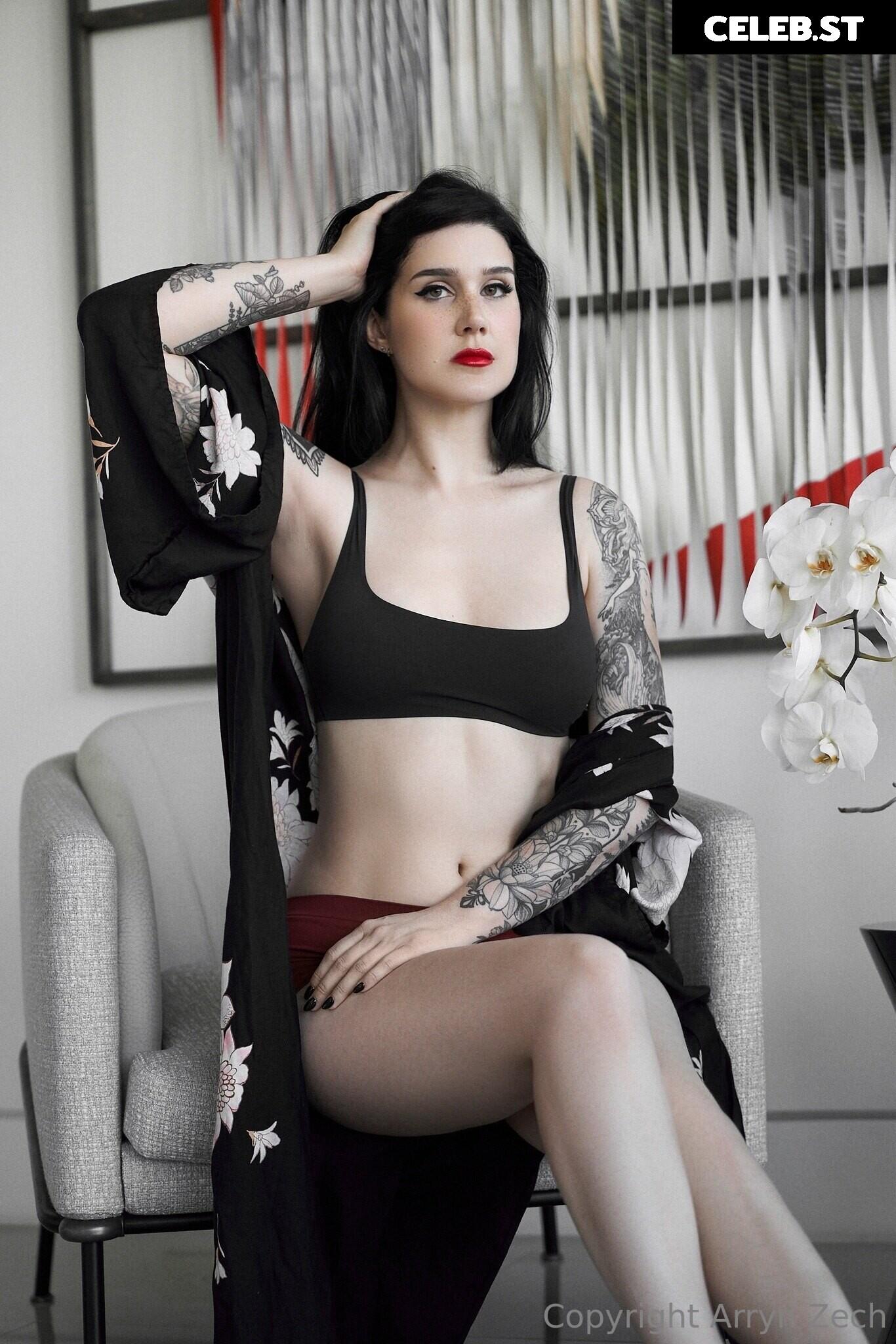 Arryn Zech Image 22868023