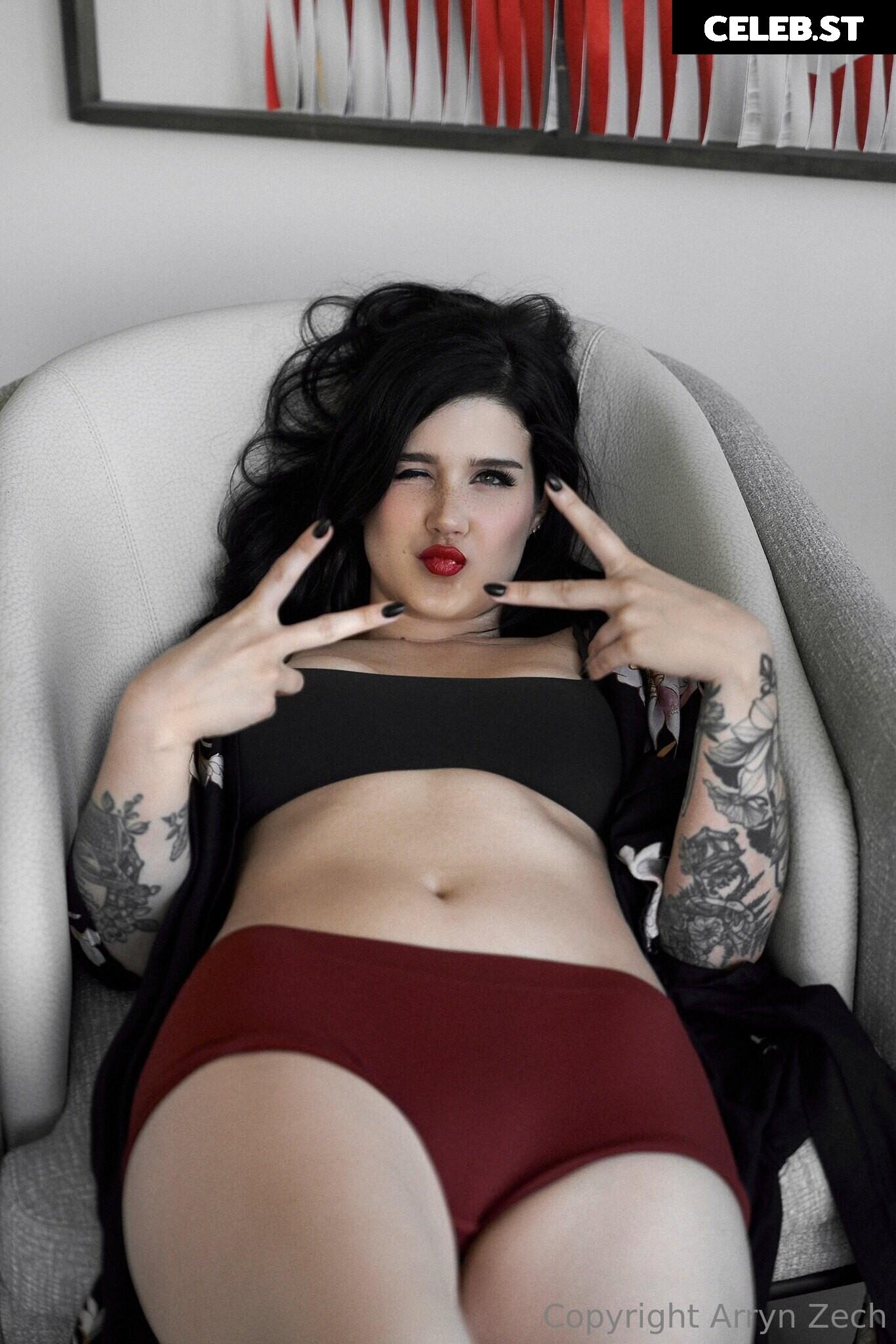 Arryn Zech Image 22868021