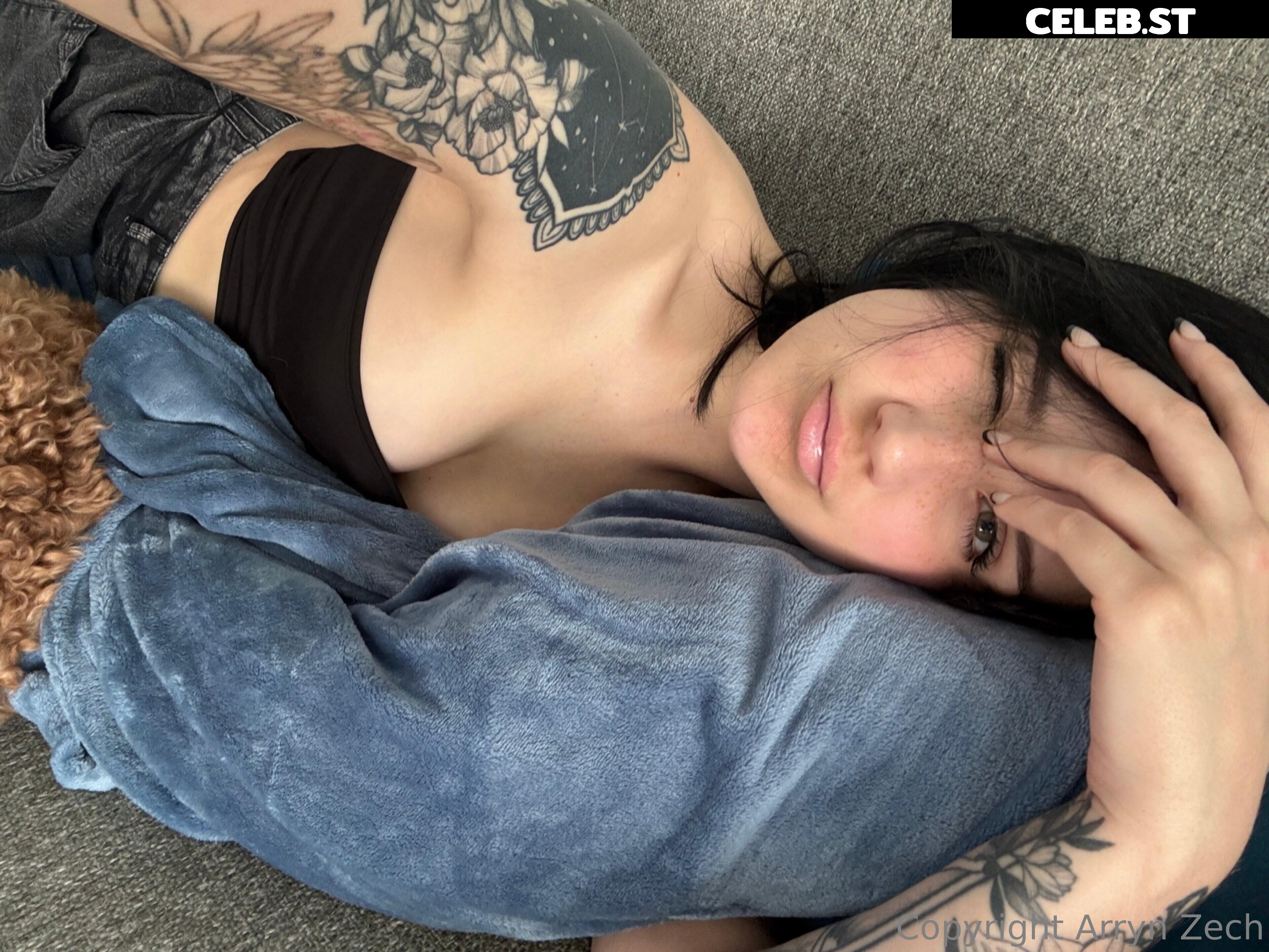 Arryn Zech Image 22868011