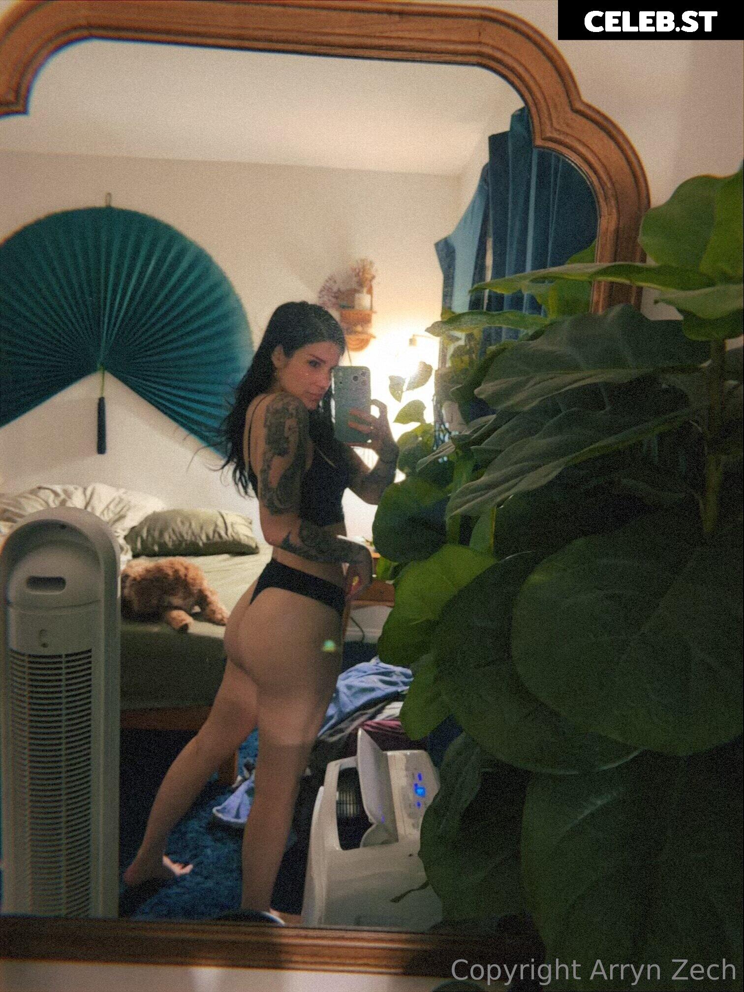 Arryn Zech Image 22868059