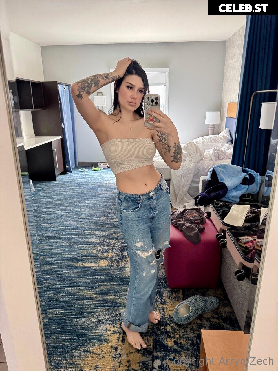 Arryn Zech Image 22868042