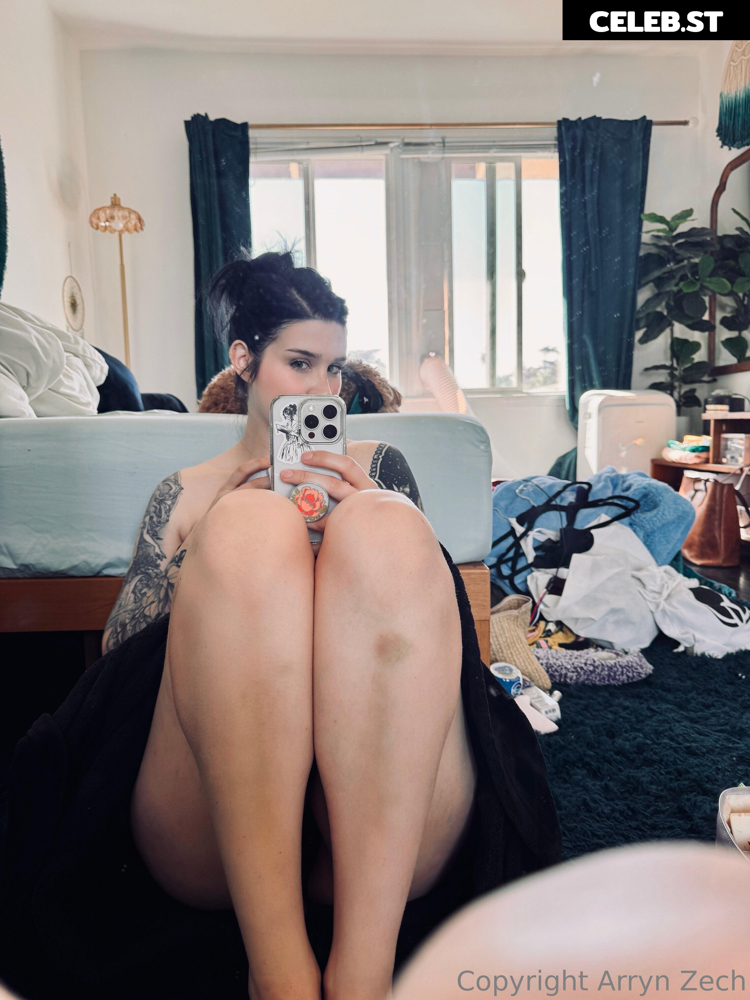 Arryn Zech Image 22868046