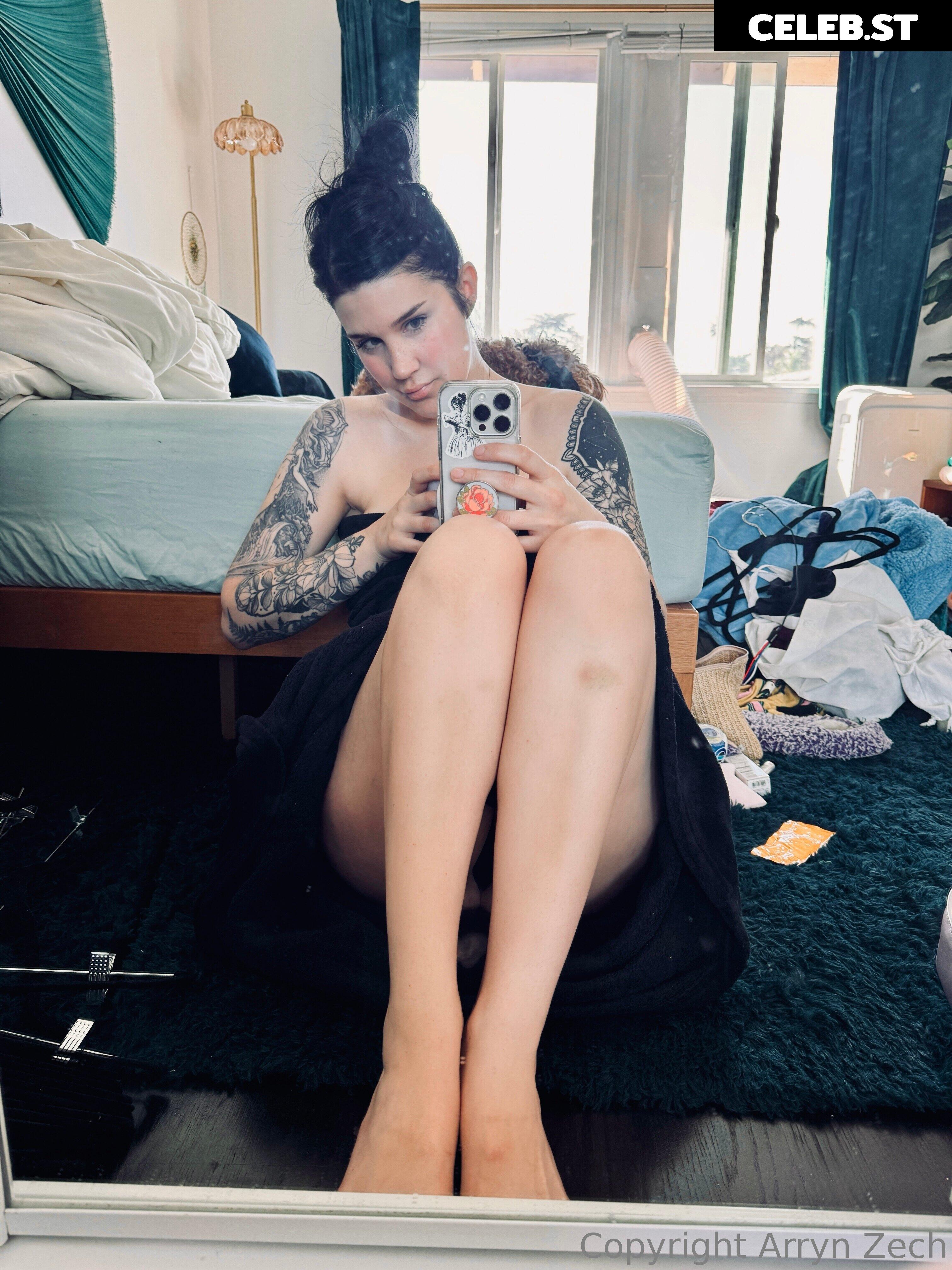 Arryn Zech Image 22868048