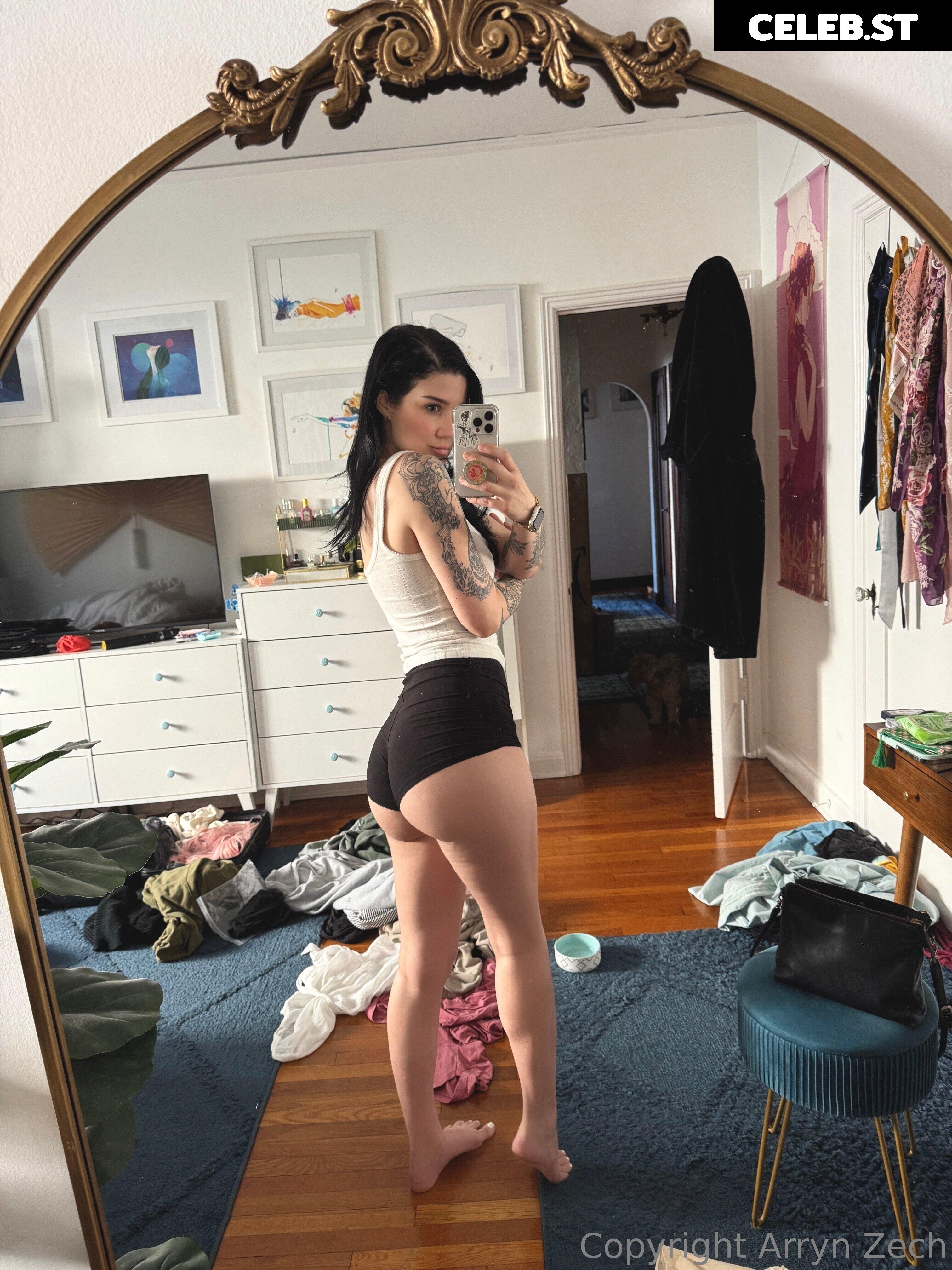 Arryn Zech Image 22867905