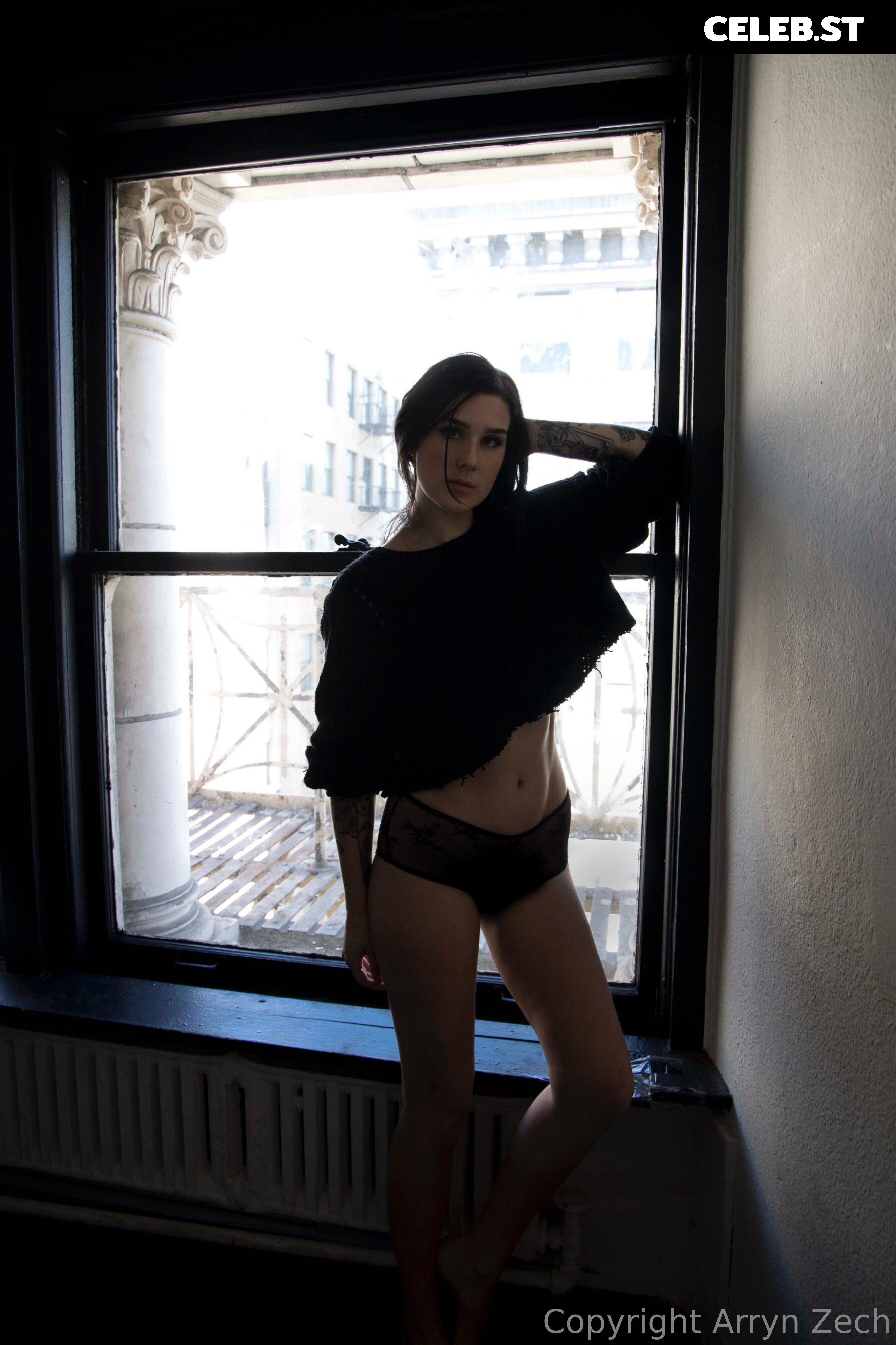 Arryn Zech Image 22867827