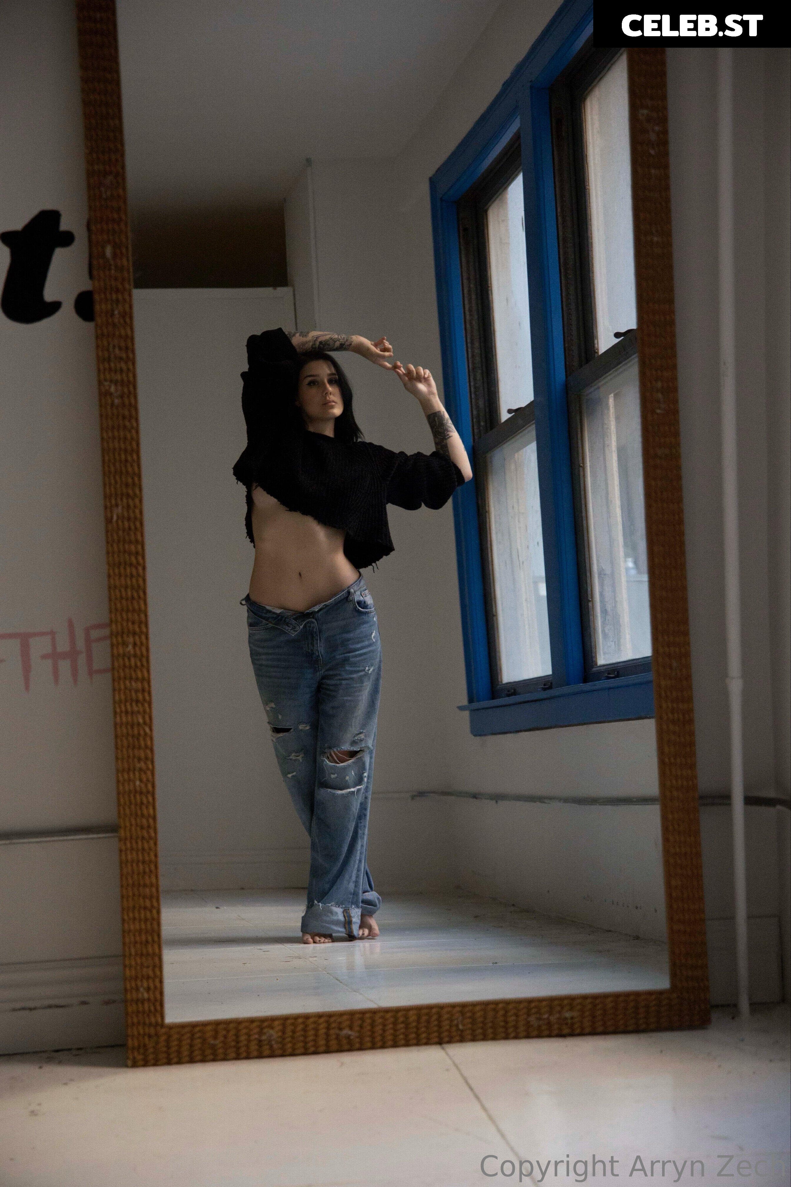 Arryn Zech Image 22867833