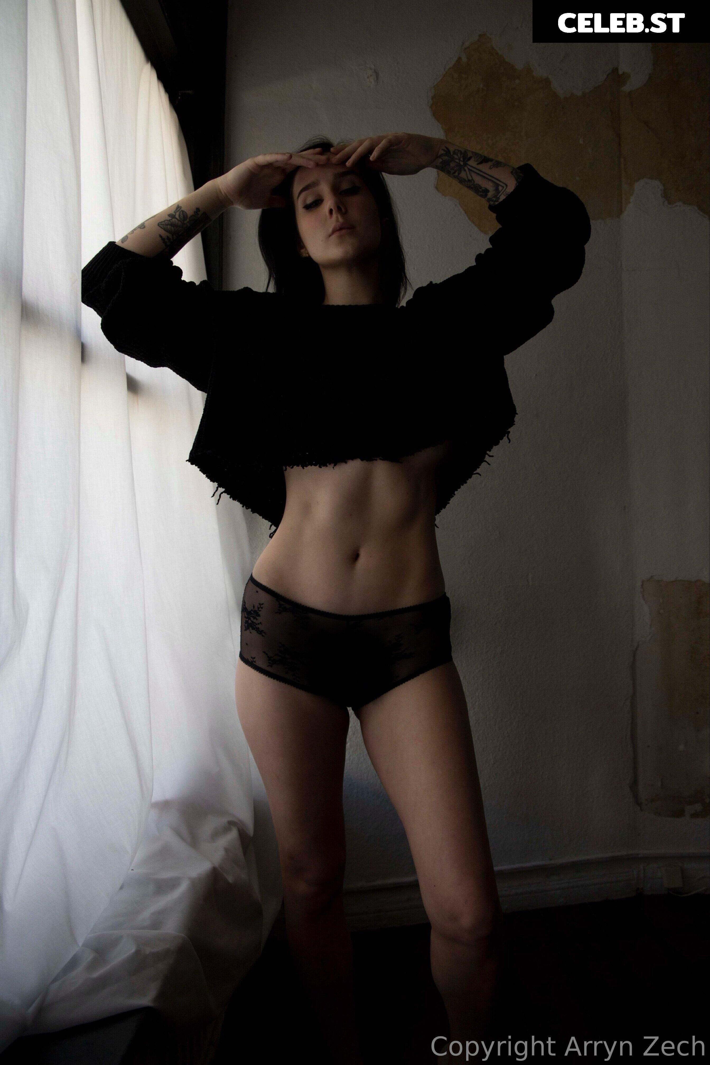 Arryn Zech Image 22867832