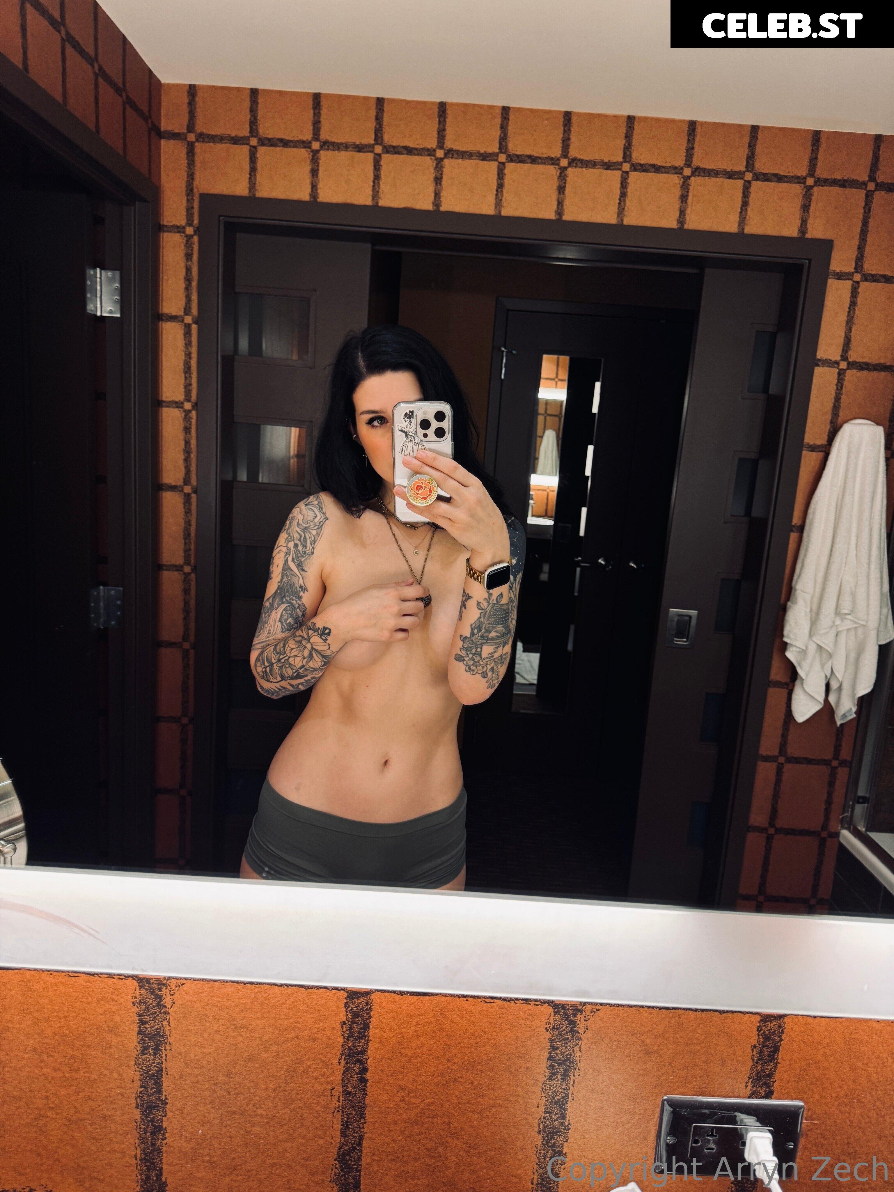 Arryn Zech Image 22867860