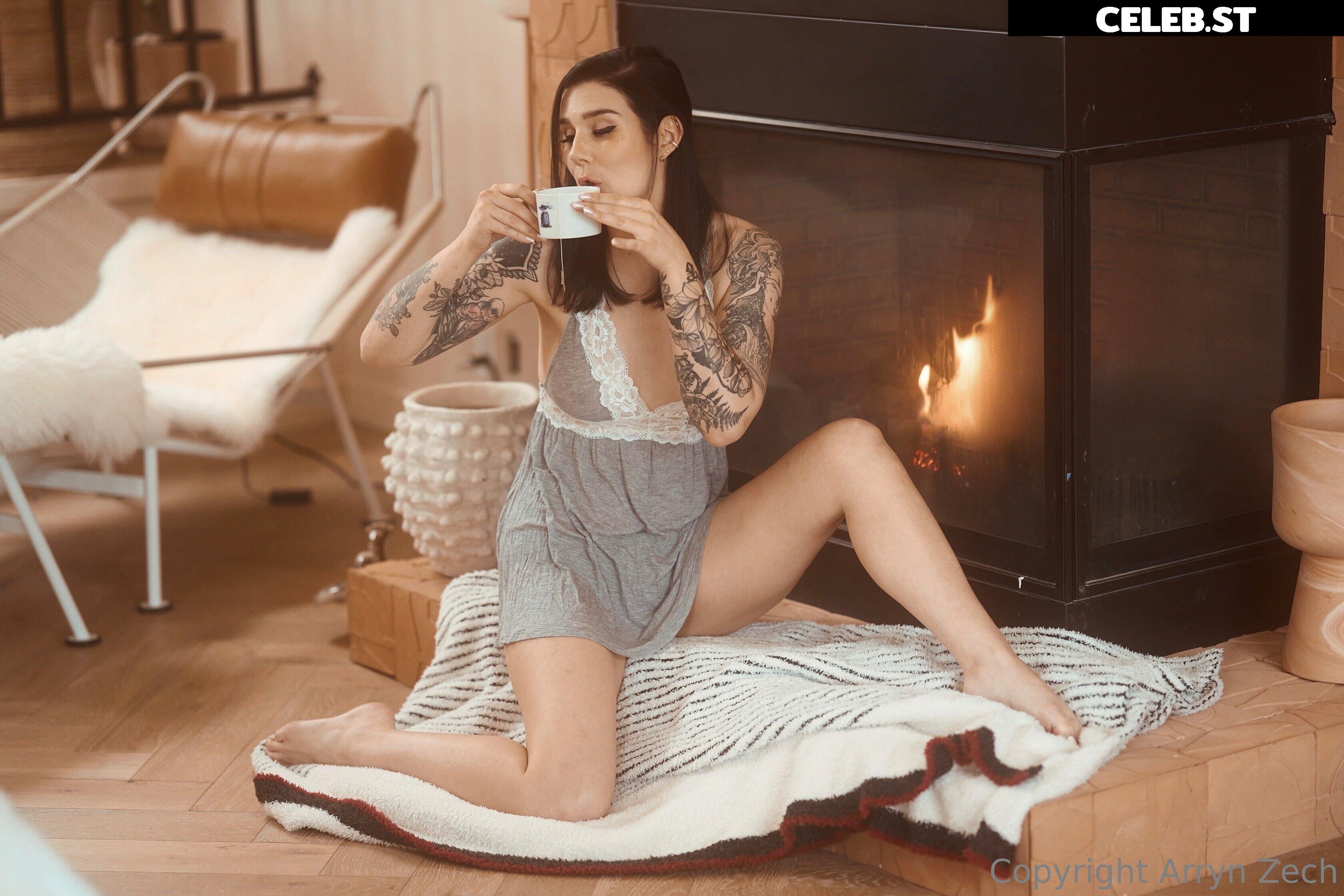 Arryn Zech Image 22867679