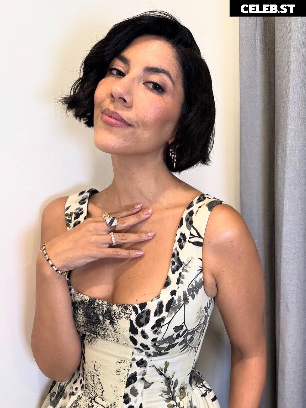 Stephanie Beatriz (Rosa Diaz from Brooklyn Nine-Nine) Image 22861319