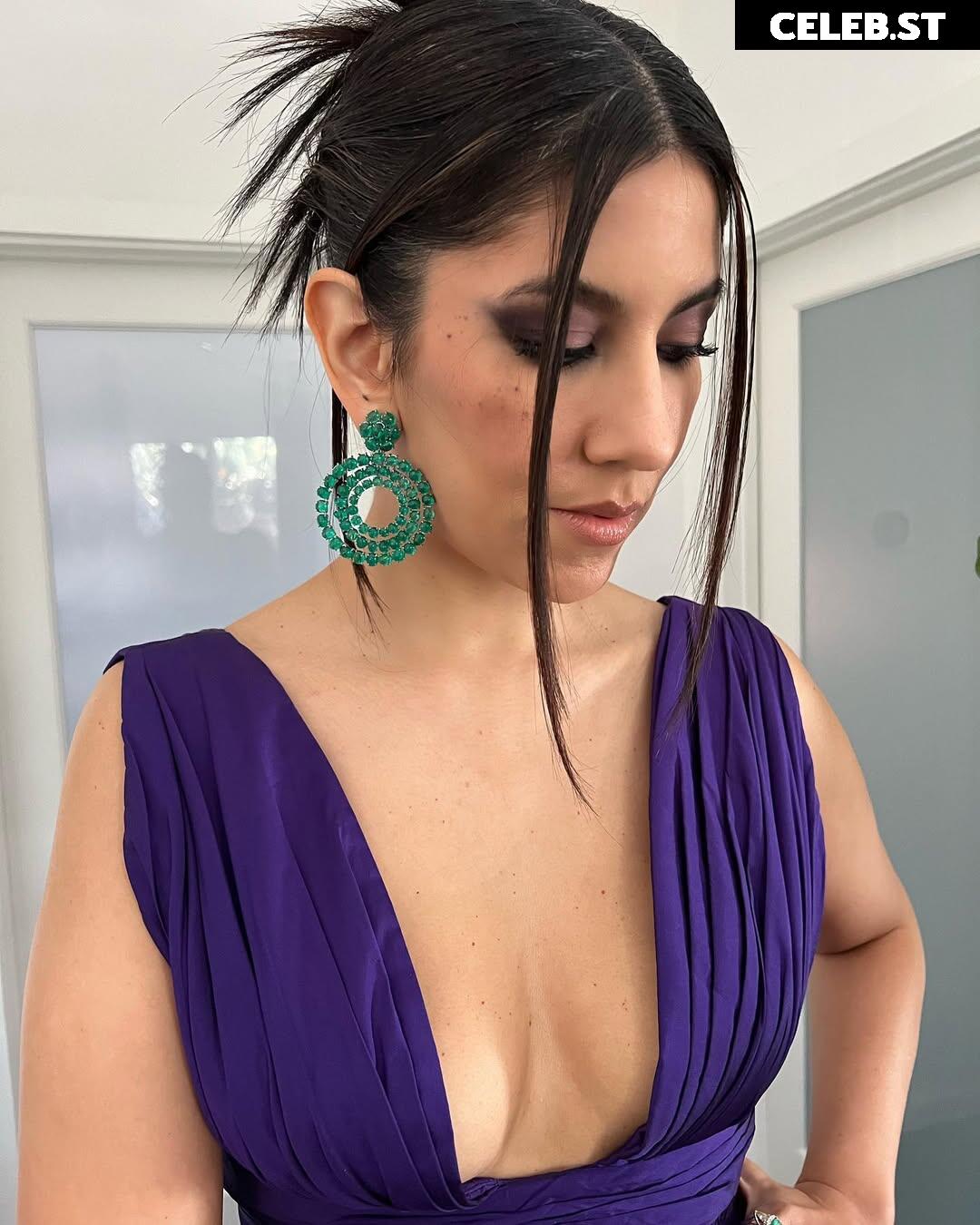 Stephanie Beatriz (Rosa Diaz from Brooklyn Nine-Nine) Image 22861254