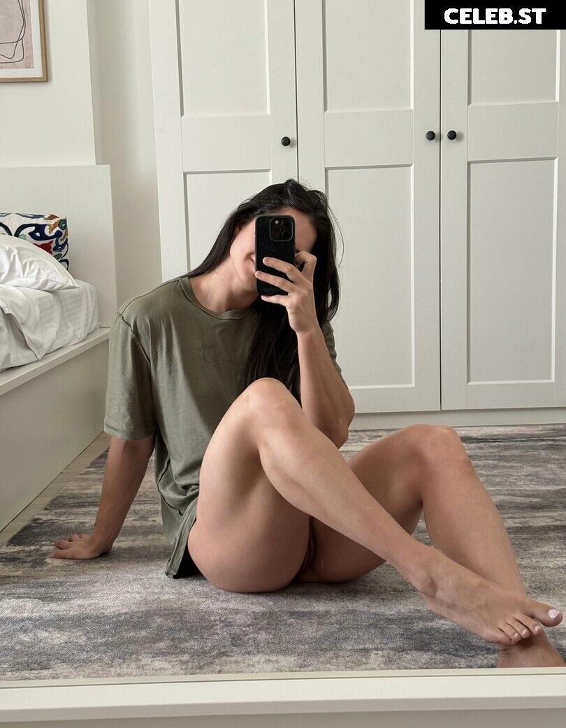 Vladislava Galagan Image 2286223